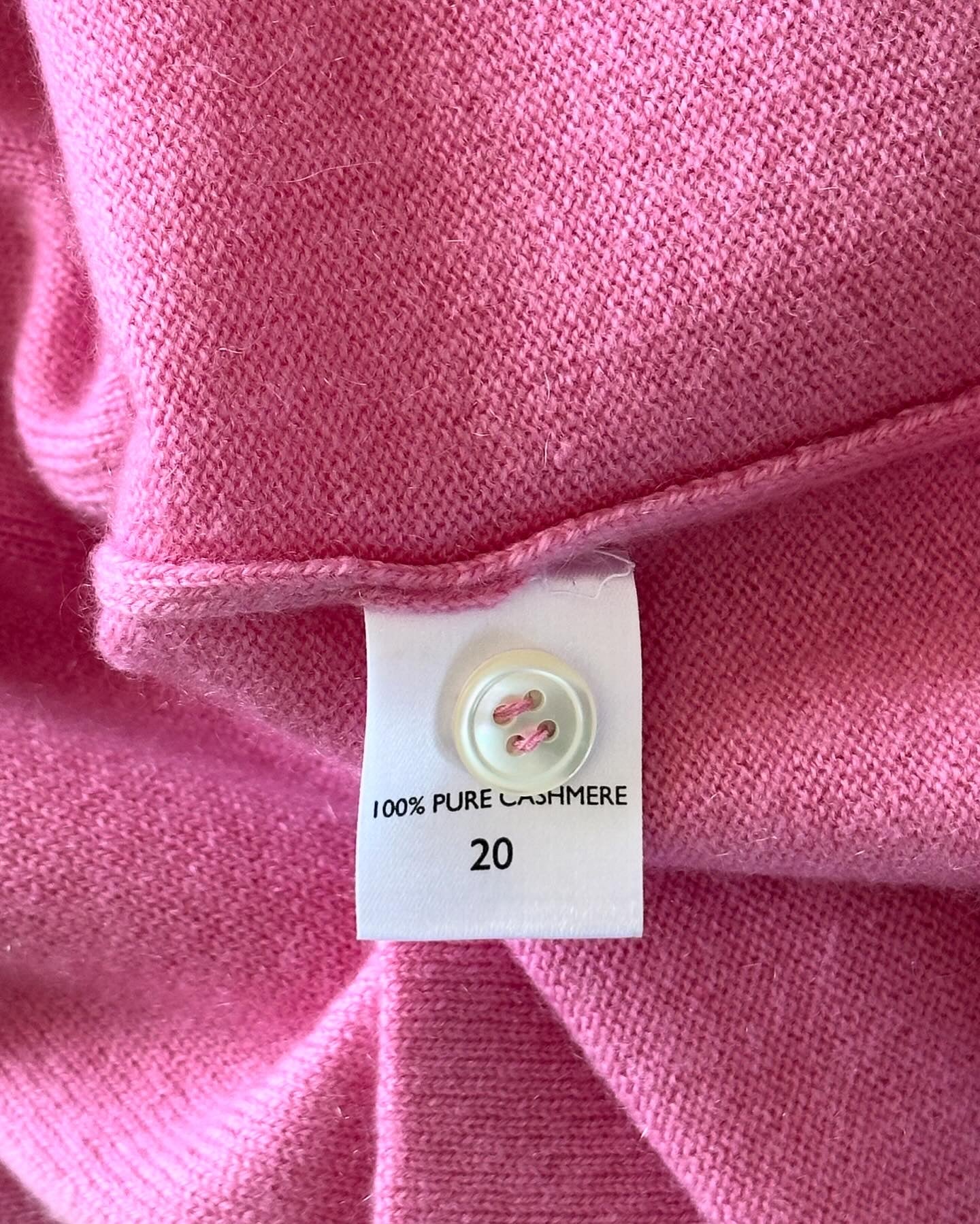 Stunning vintage 100% cashmere cardigan