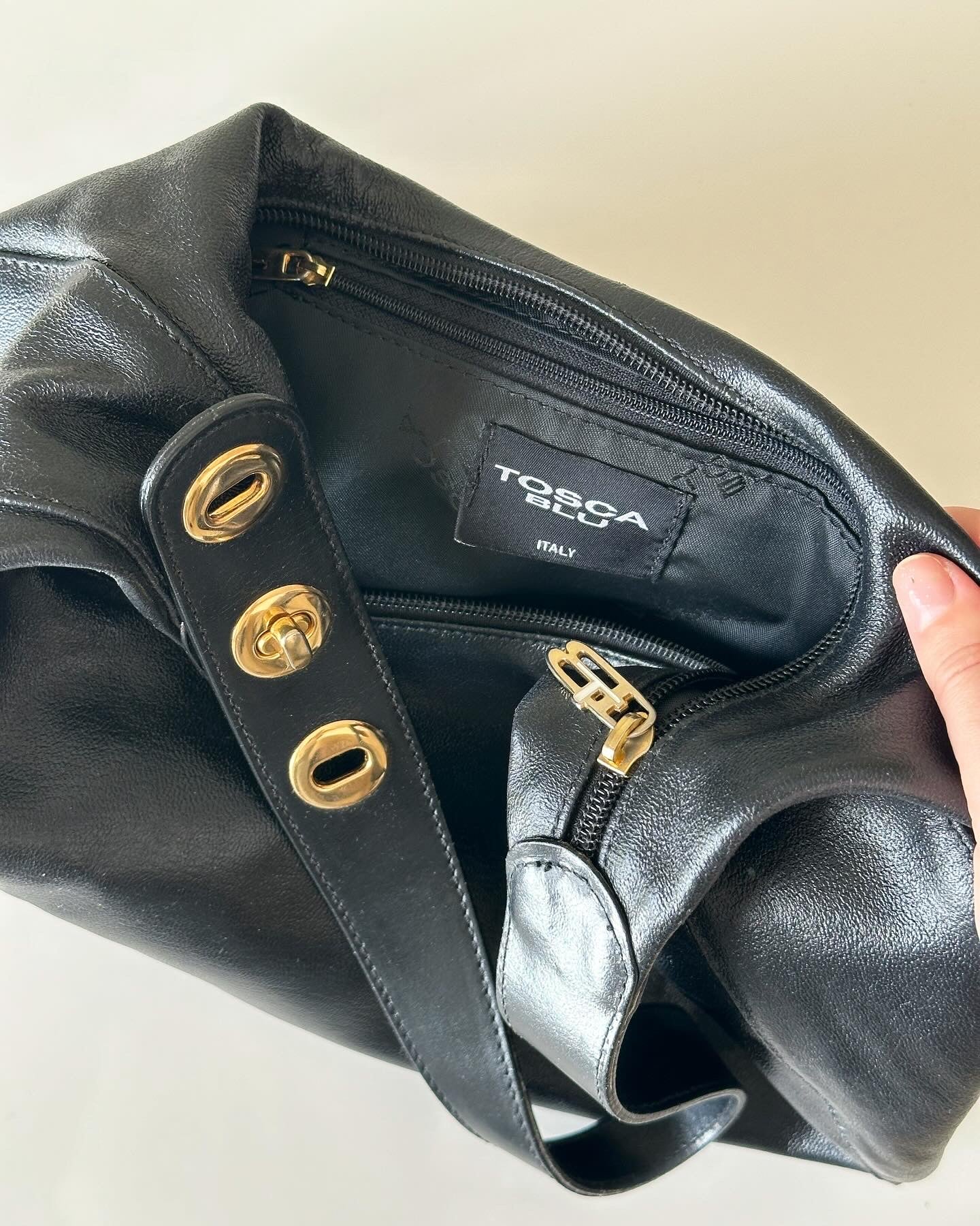 Beautiful and comfortable vintage bag Tosca Blu