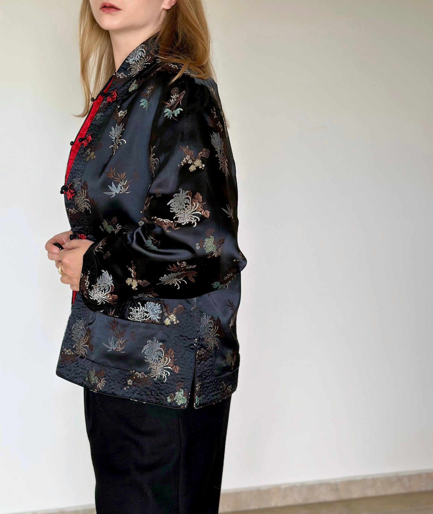 Stunning vintage silk reversible Asian jacket