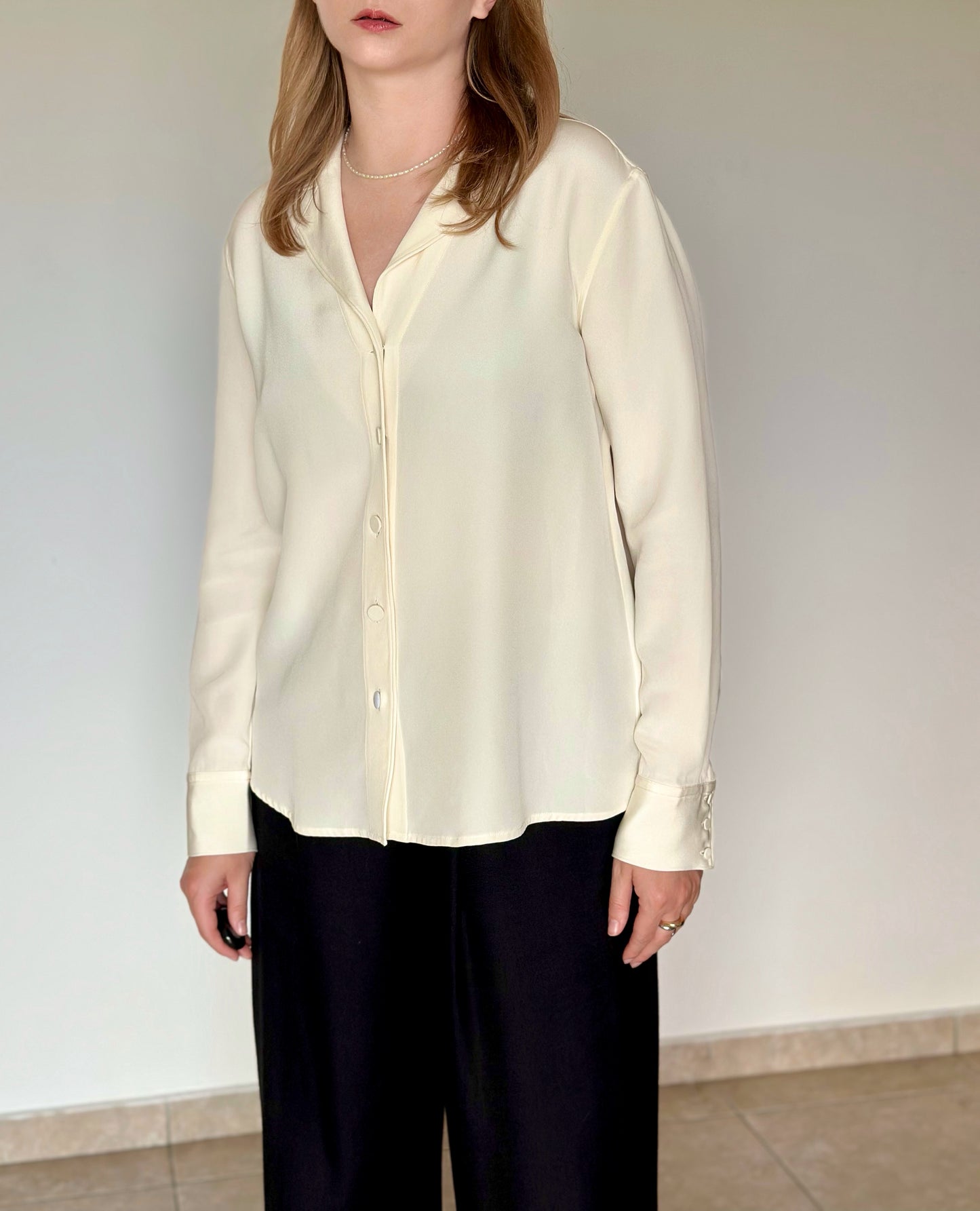 Luxurious 100% silk ivory blouse by Suistudio