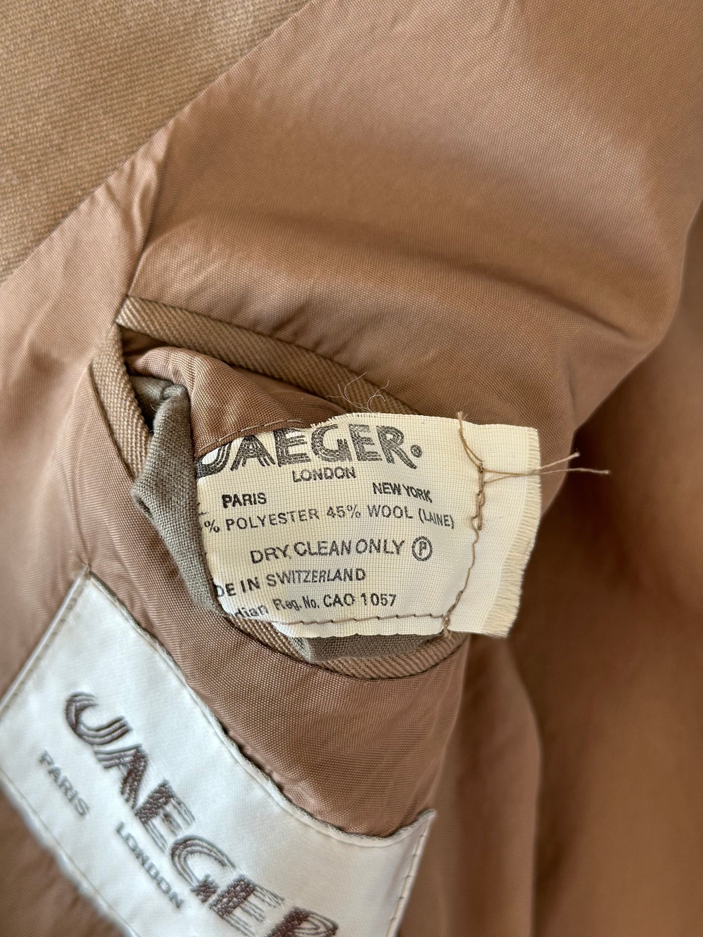 Stunning vintage wool blazer Jaeger