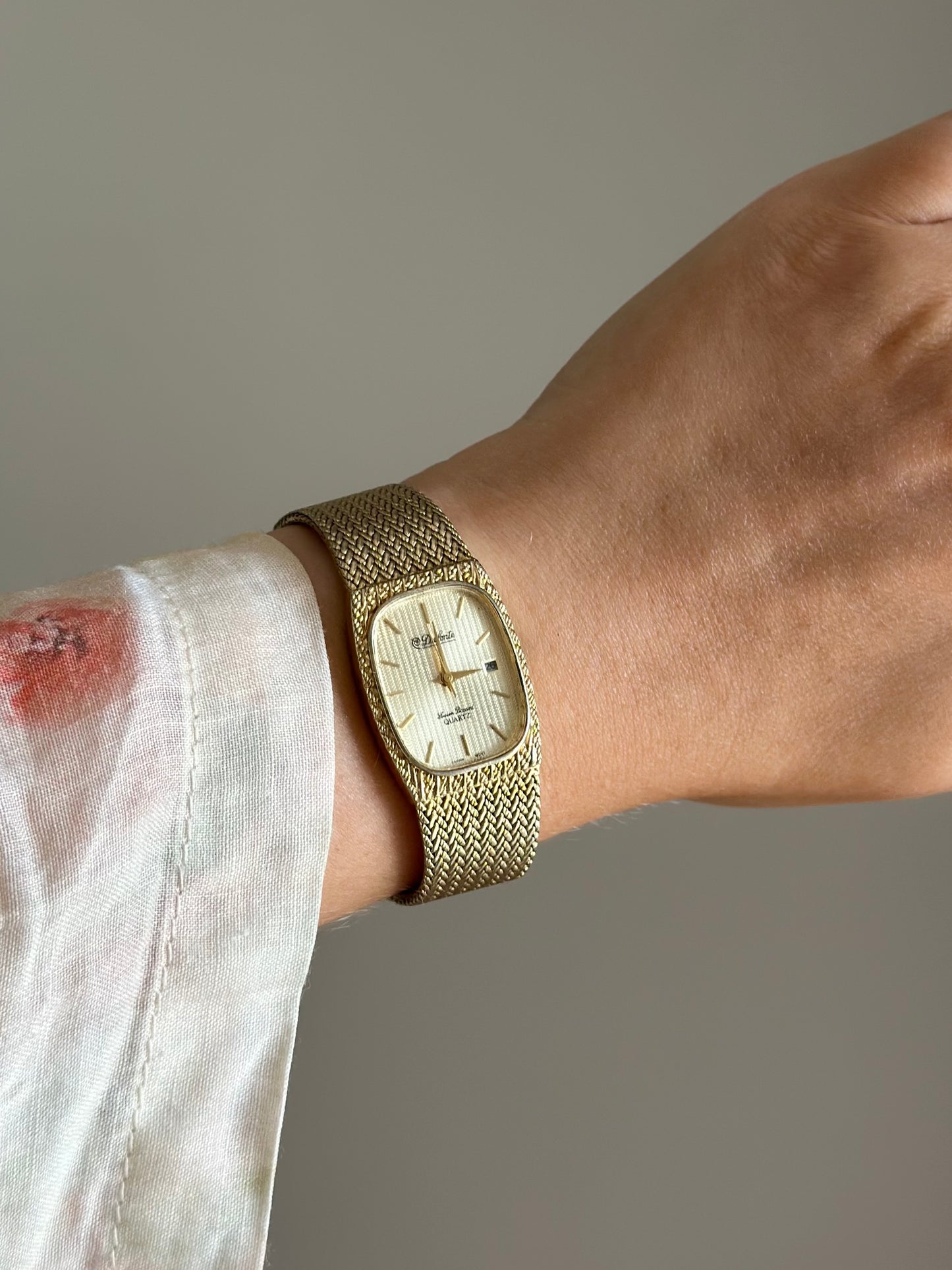 Vintage Lucien Piccard Dufonte watch with gold-tone mesh bracelet