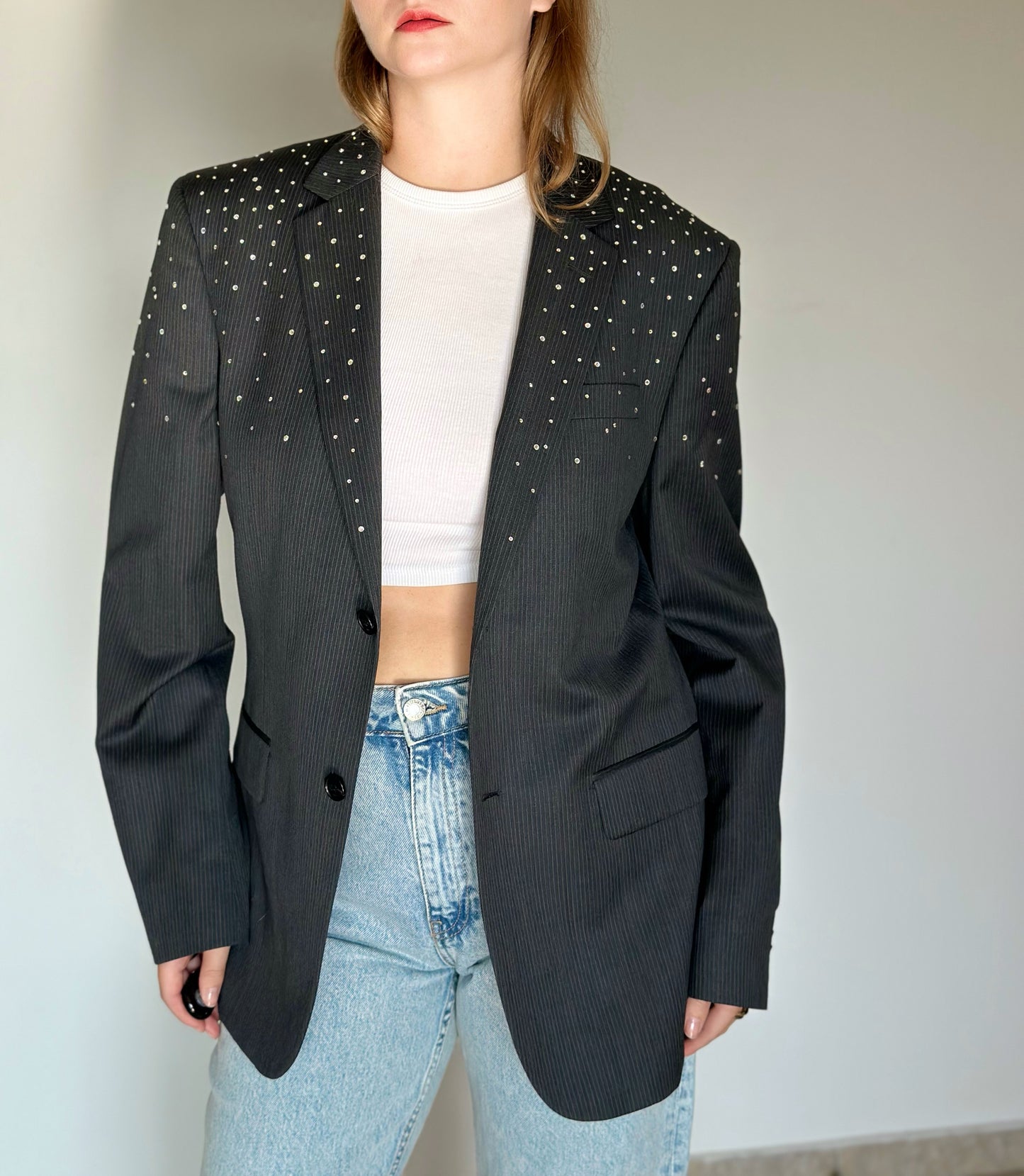 Vintage blazer with rhinestones ✨