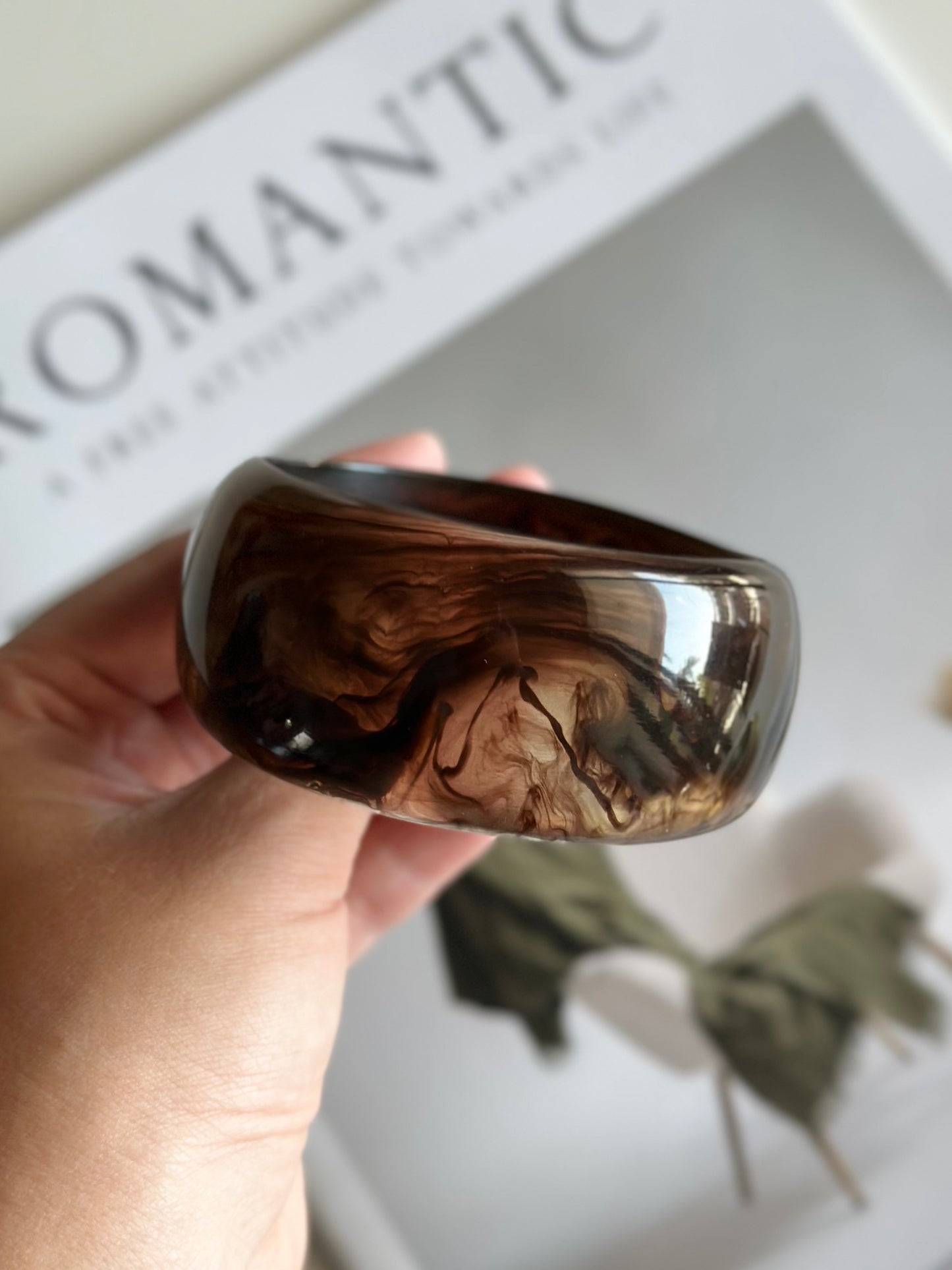 Eye-catching vintage lucite bracelet