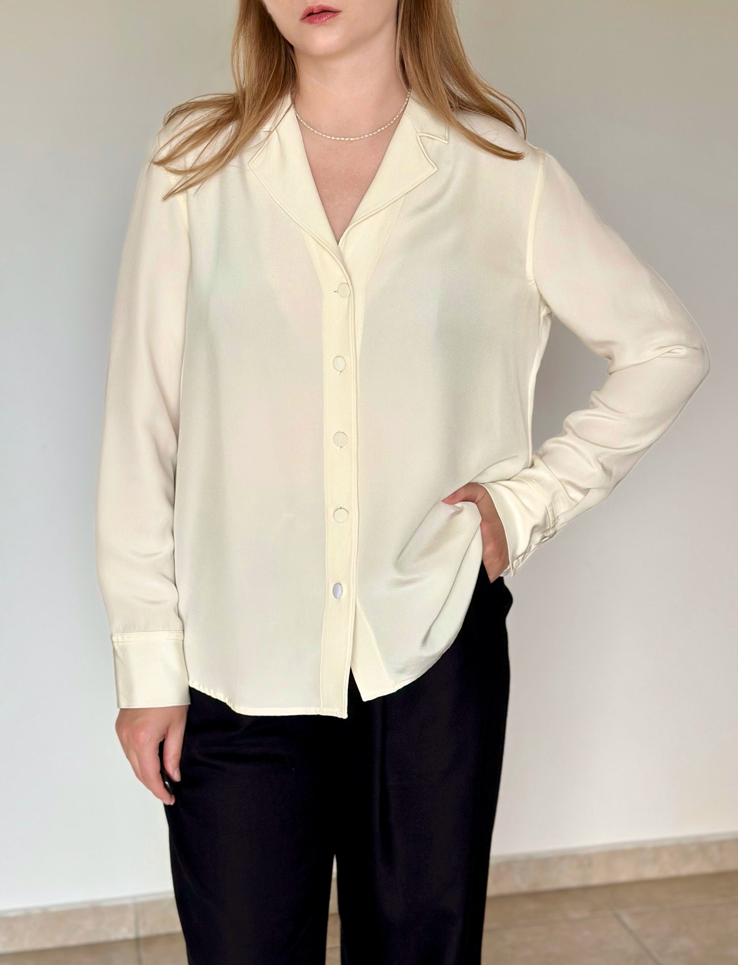 Luxurious 100% silk ivory blouse by Suistudio