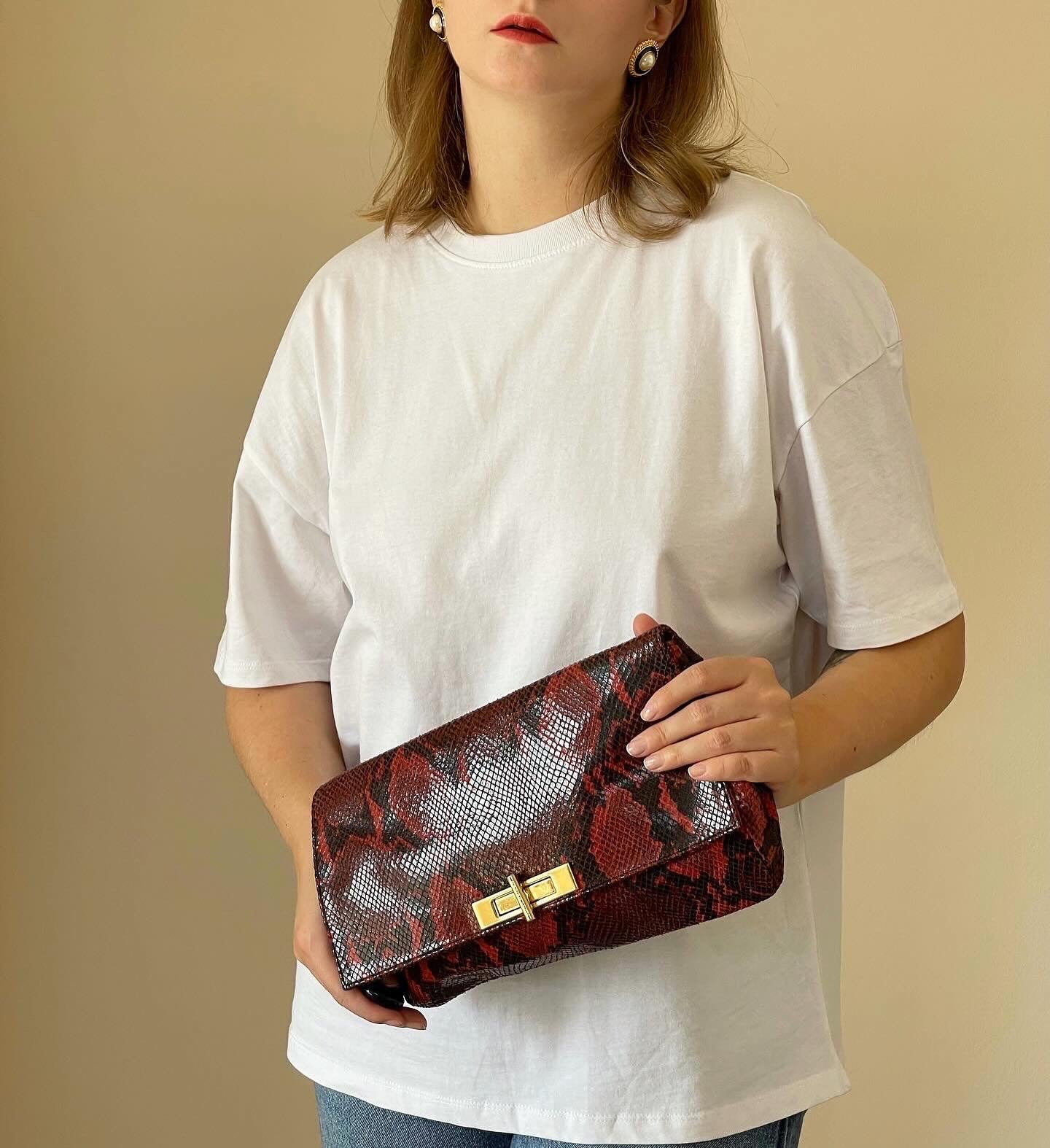 Beautiful authentic leather clutch bag Kurt Geiger