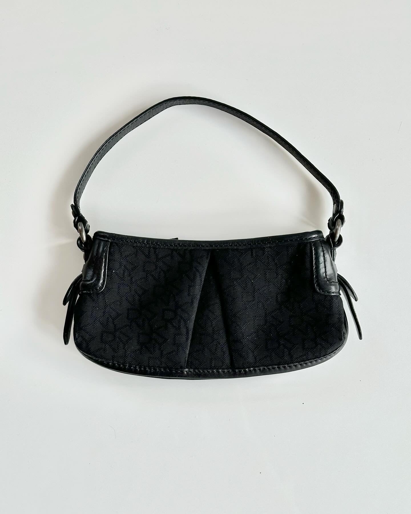 Trendy vintage DKNY mini baguette bag