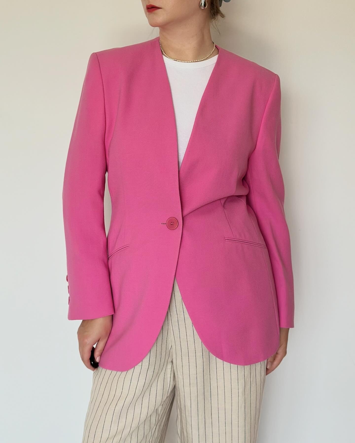 Stunning vintage lapeless blazer by Akris (Swiss luxury brand)