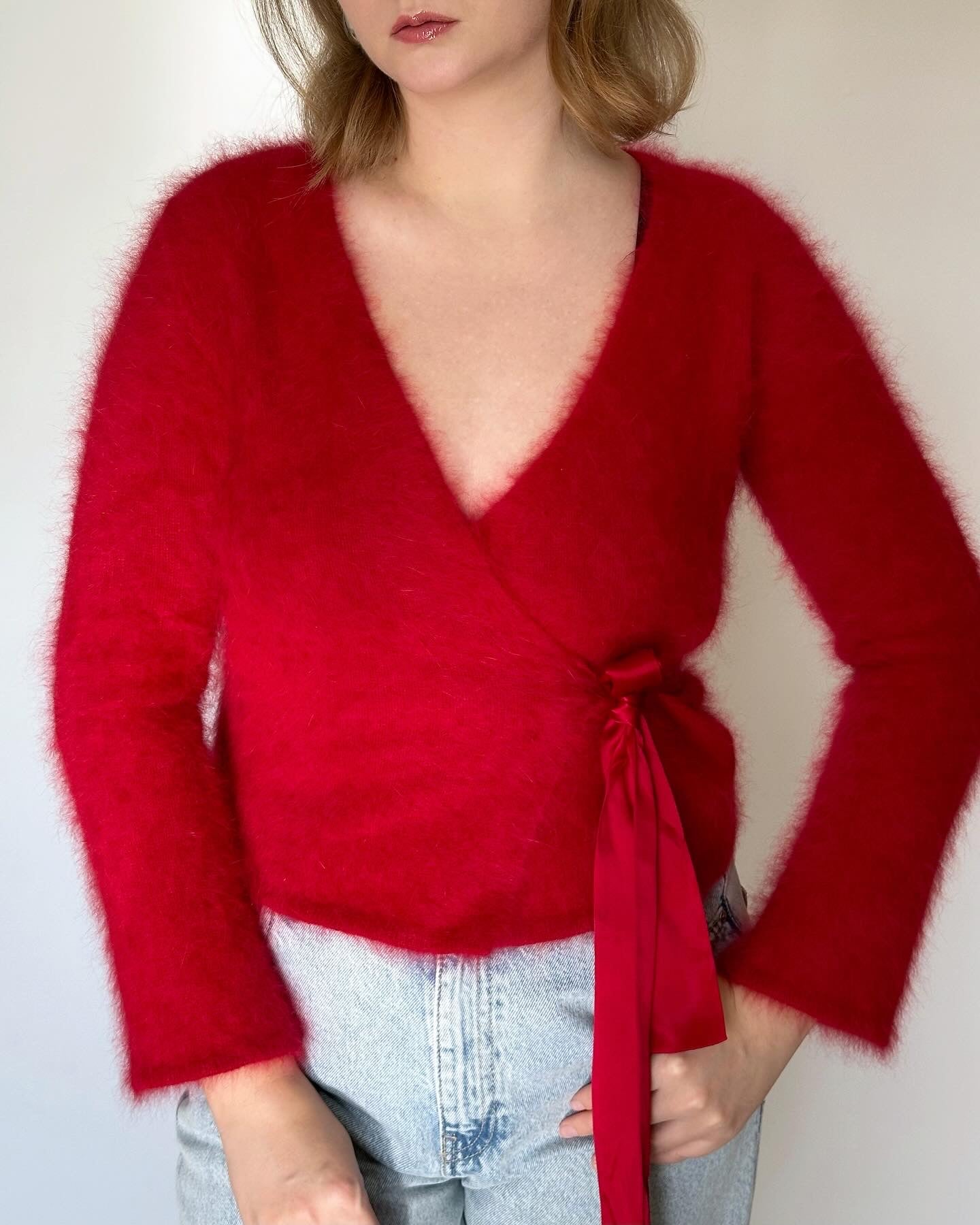 Astonishing vintage wrap cardigan made of angora with silk ribbons Monsoon