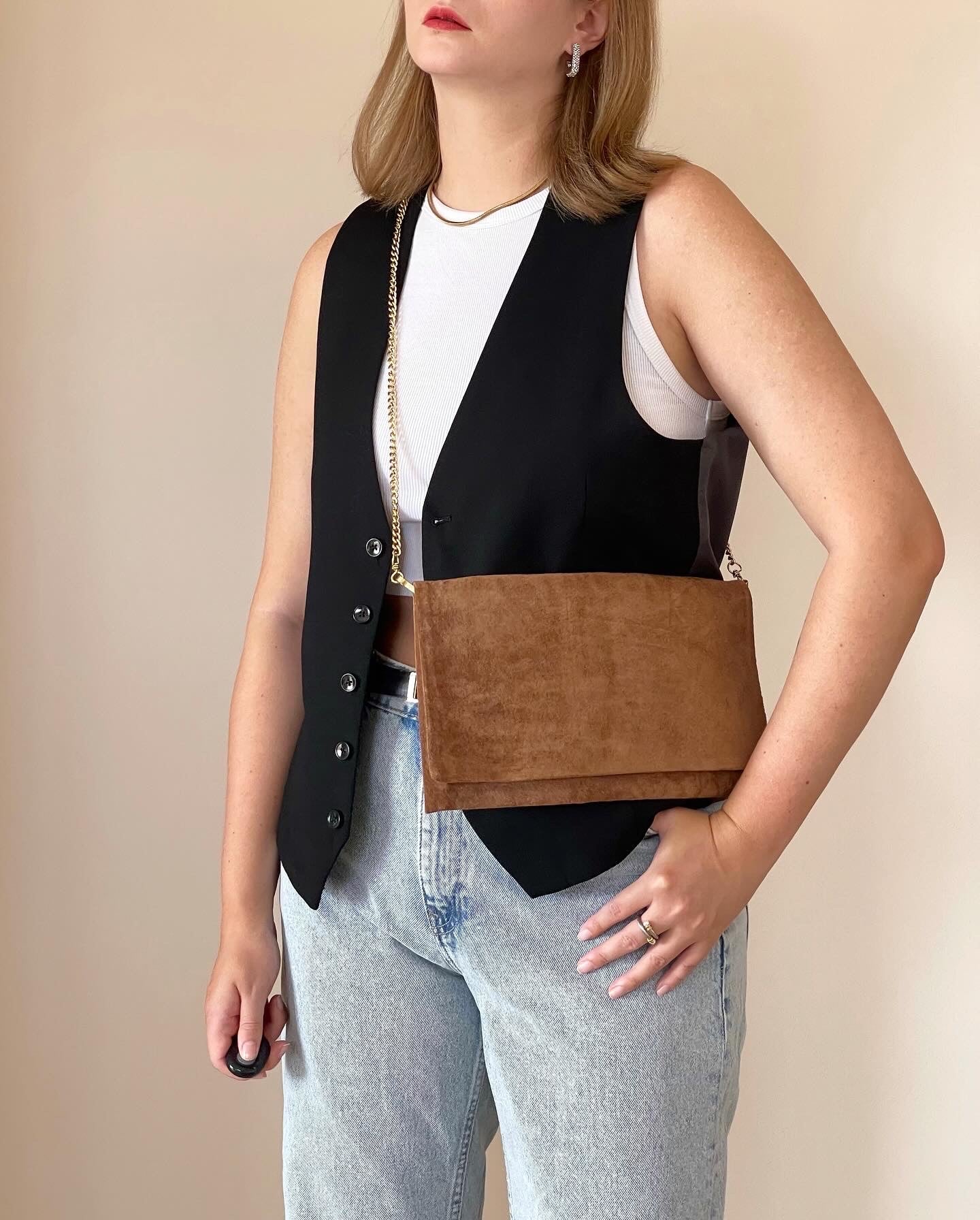 Lovely vintage caramel suede bag