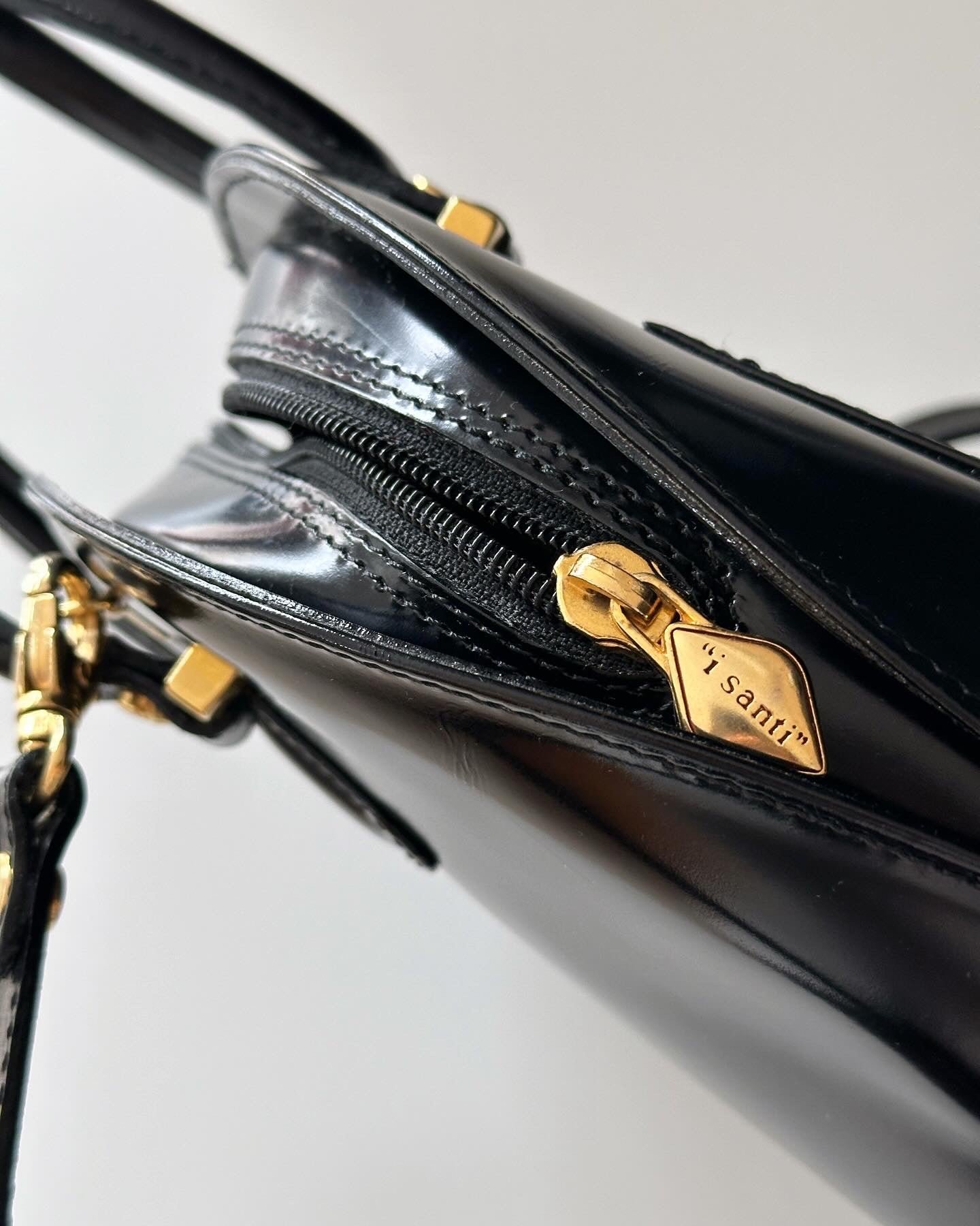 Gorgeous authentic vintage leather bag I Santi (made in Italy)