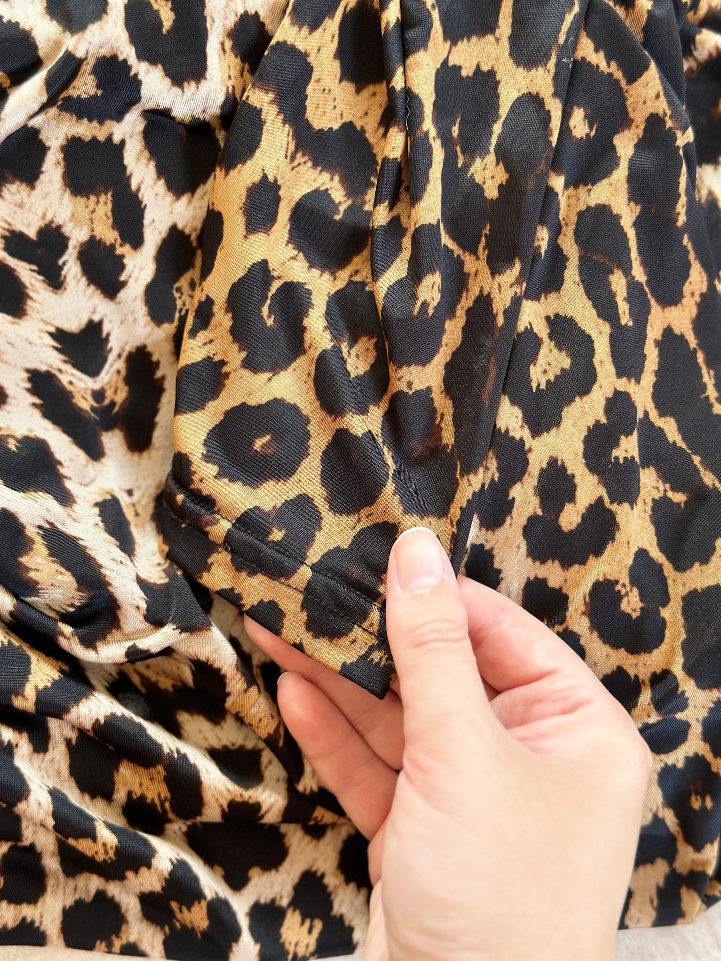 Mini leopard off-the-shoulder dress