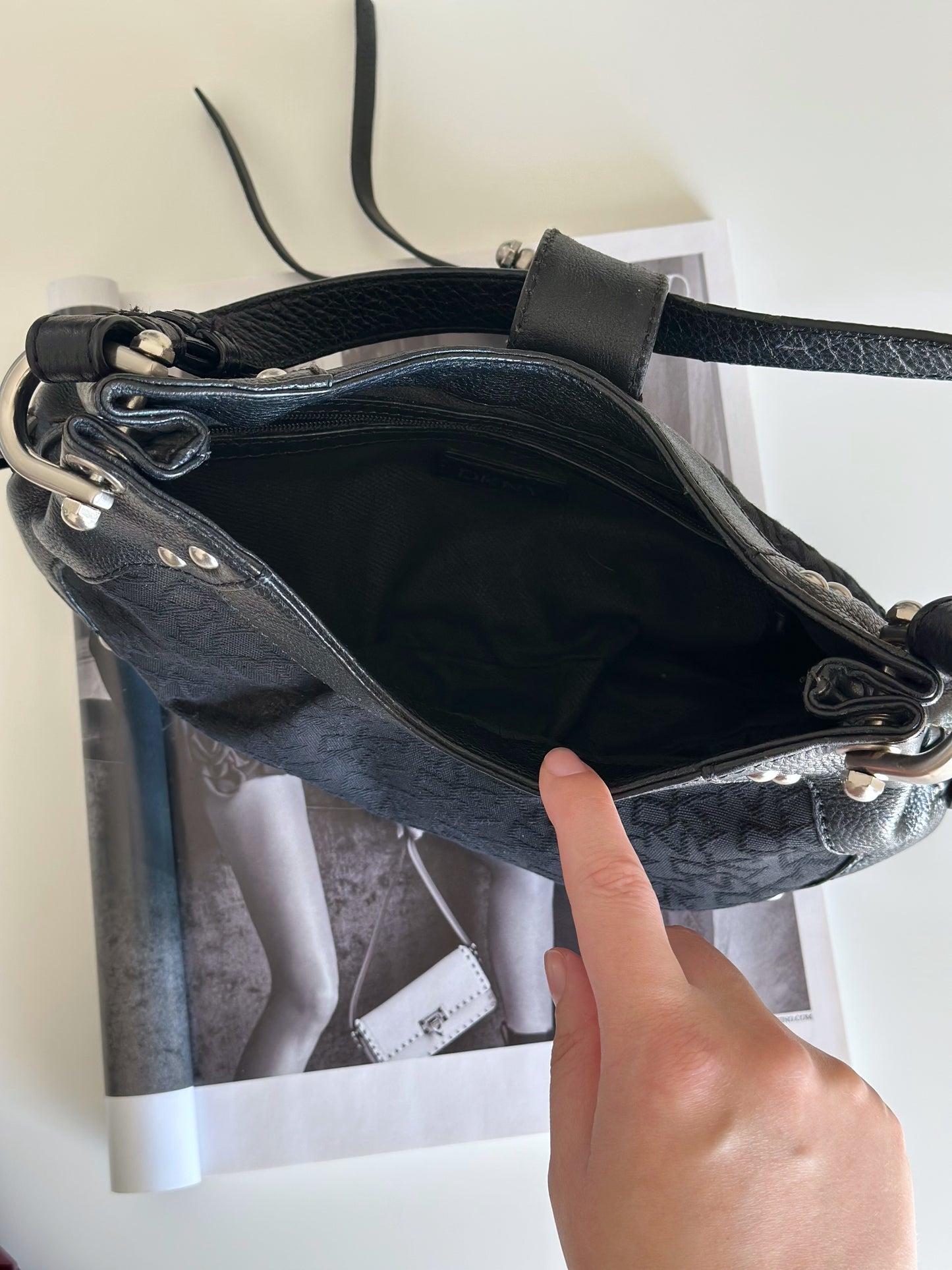 Authentic vintage bag DKNY (2000s era)