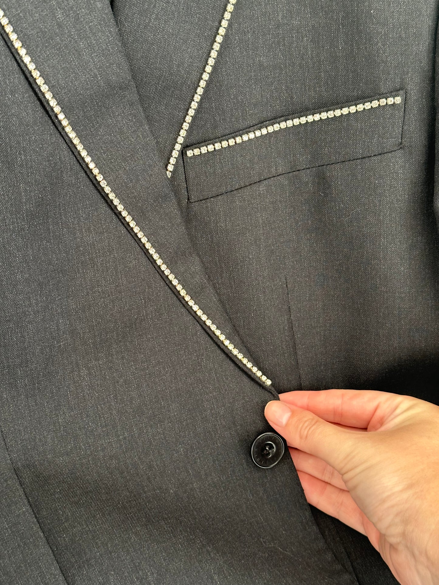 Vintage blazer with crystal chain ✨