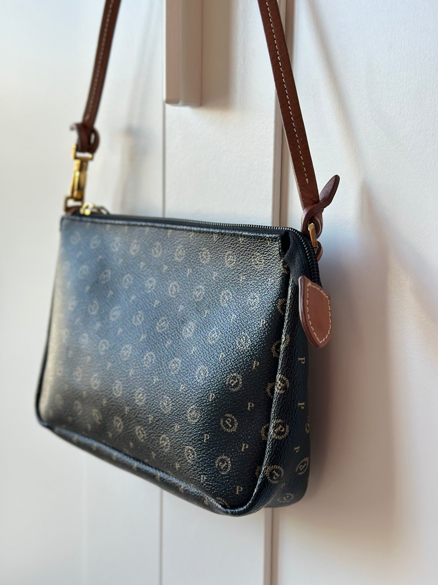 Incredible baguette bag by Pollini