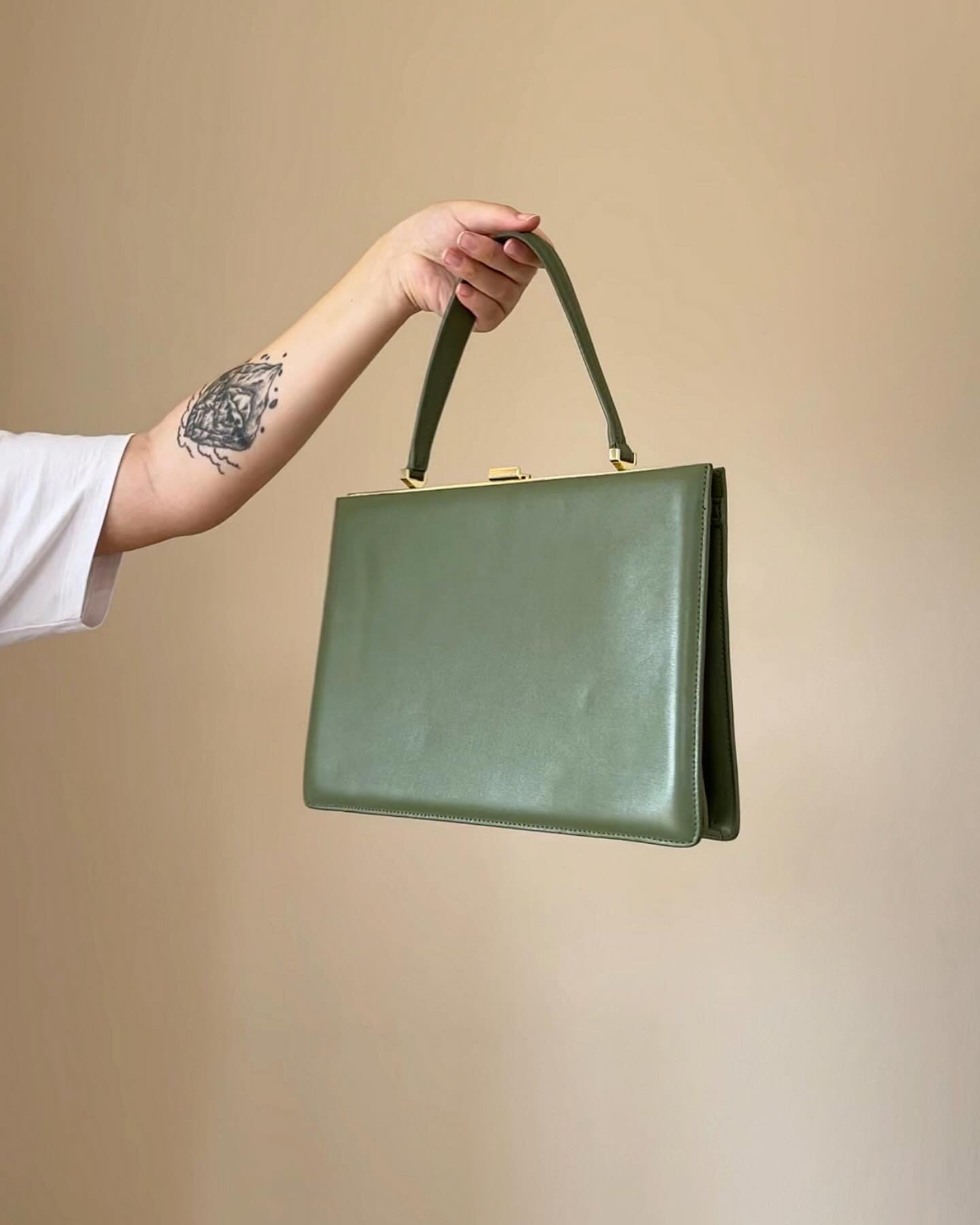 Gorgeous leather green bag (Celine inspired)