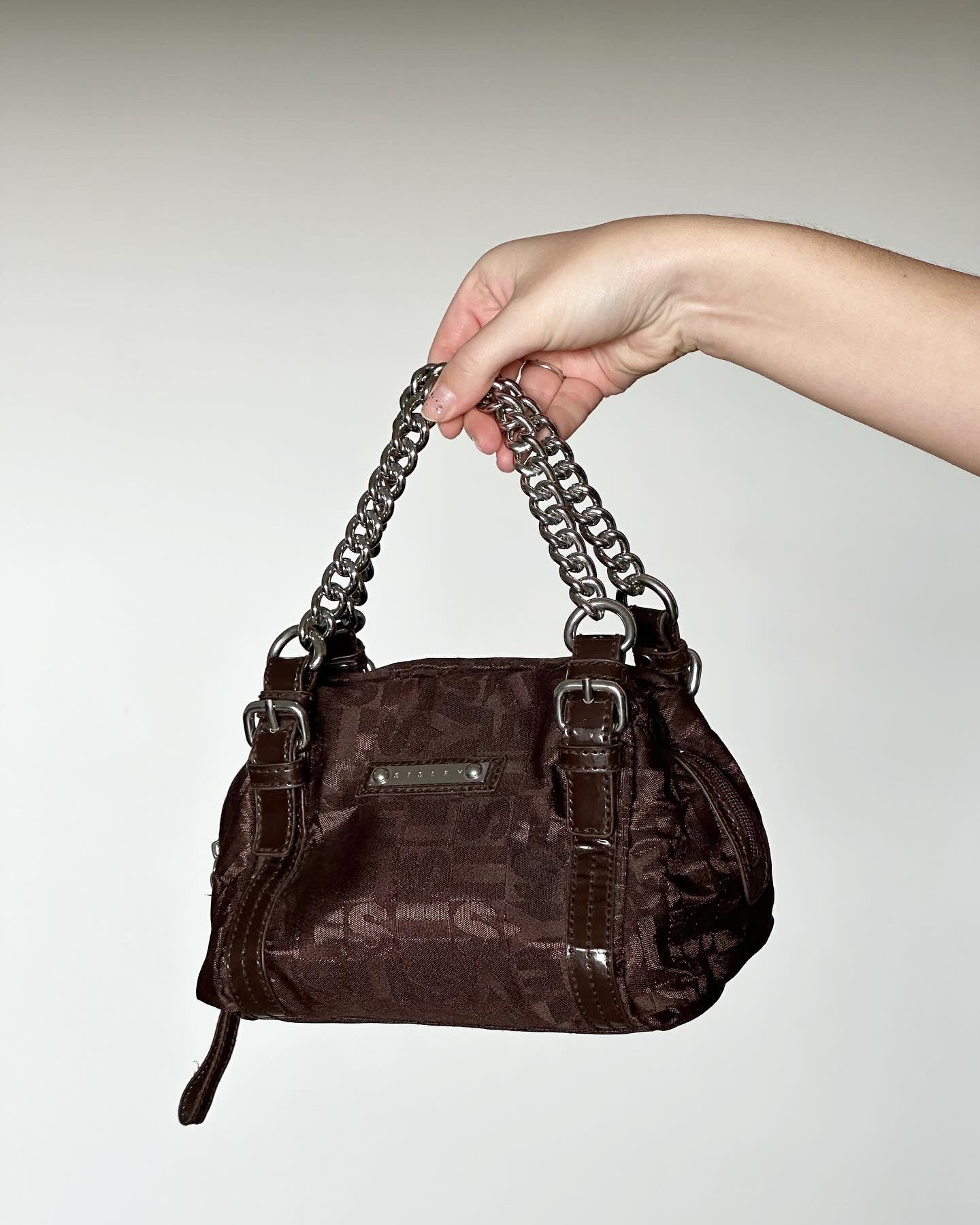 Trendy vintage Sisley bag with monogram print