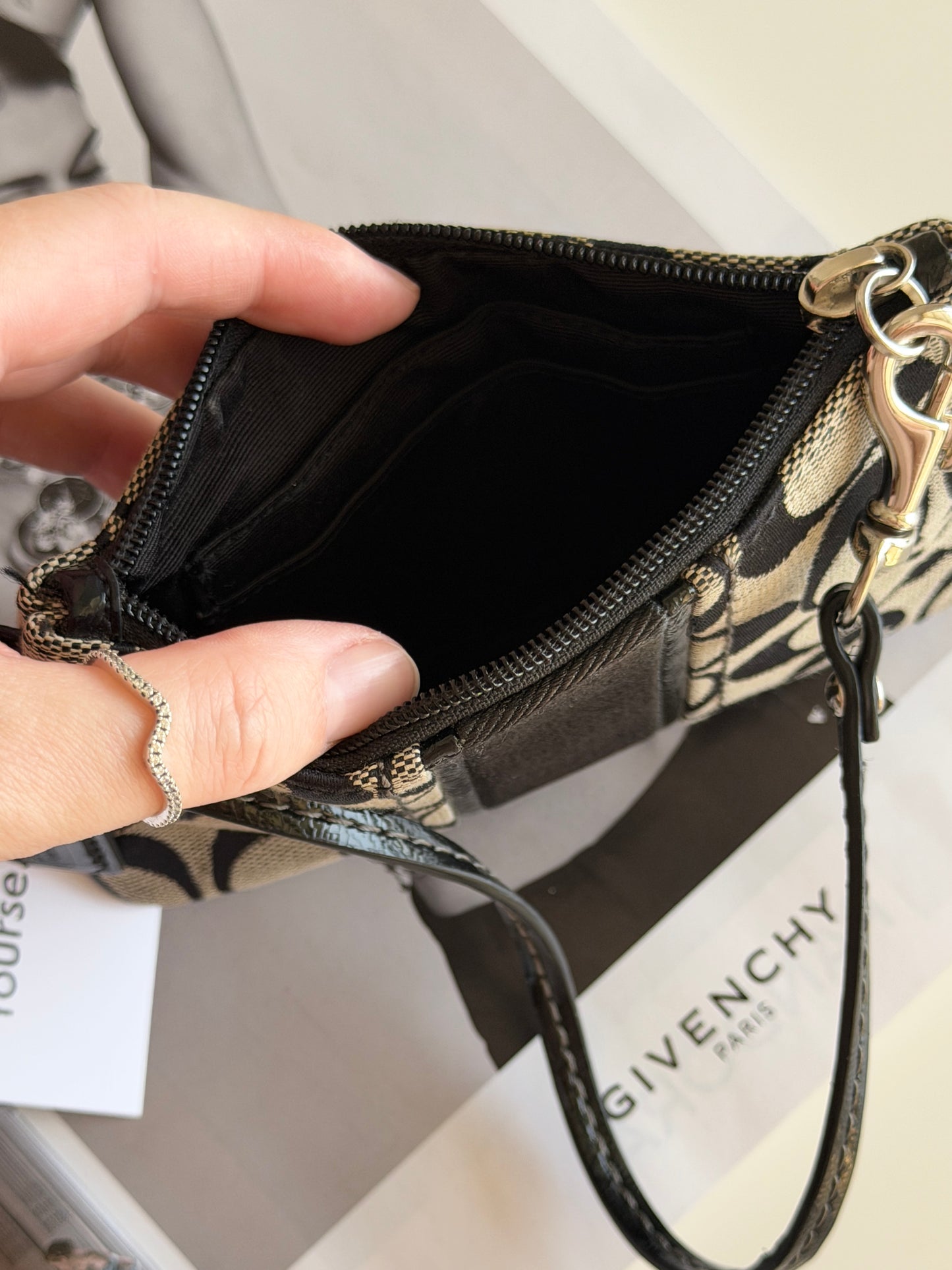 Vintage Coach grey&black signature wristlet