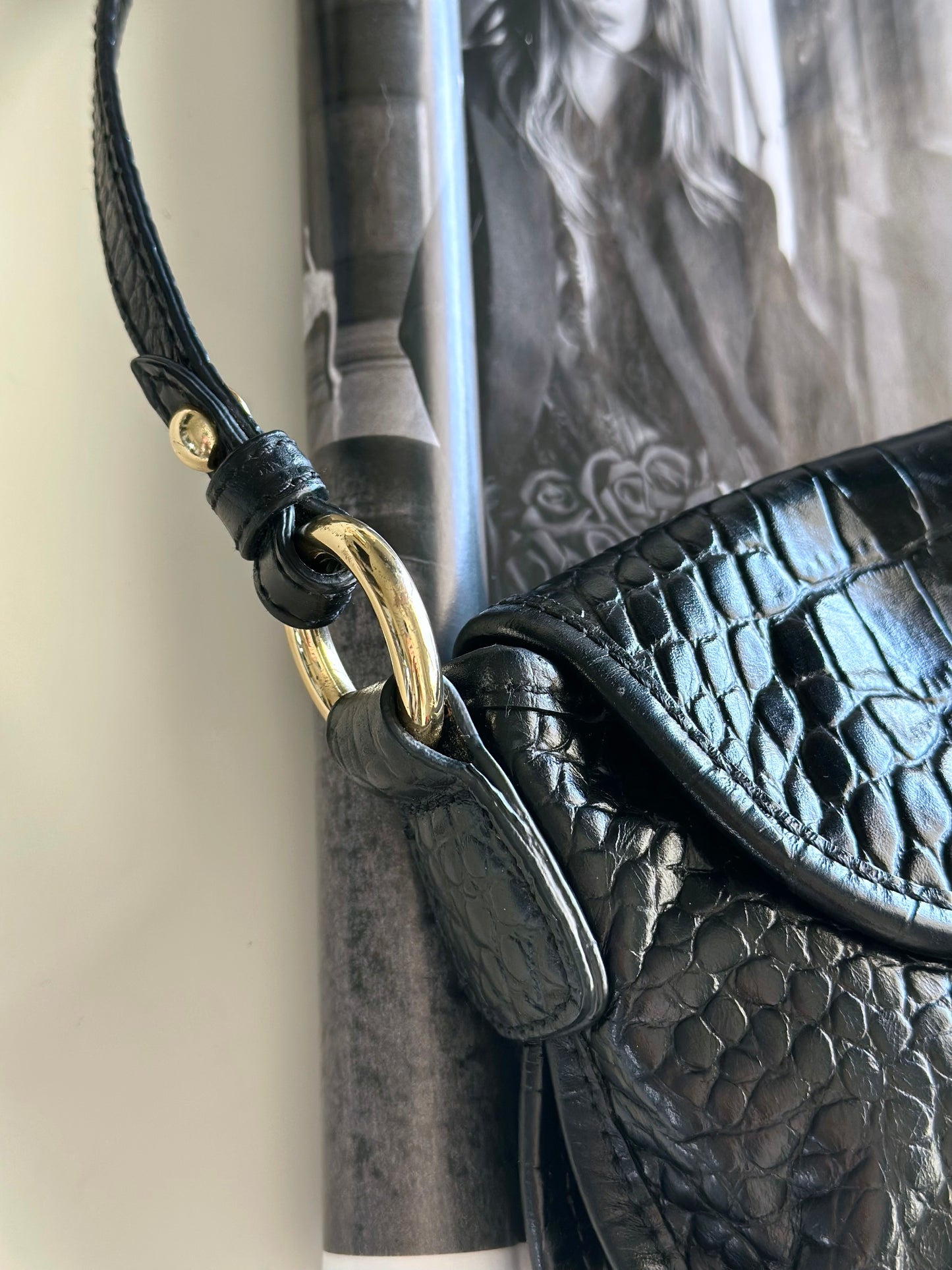Stunning vintage leather baguette bag DKNY (2000s)