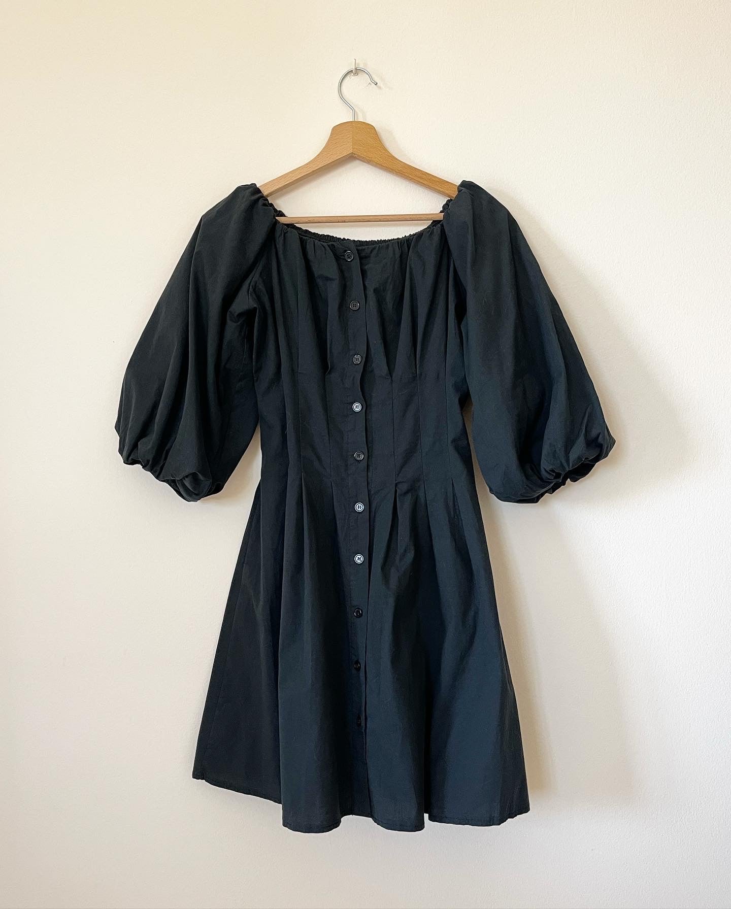 Incredible vintage black cotton dress with puff sleeves