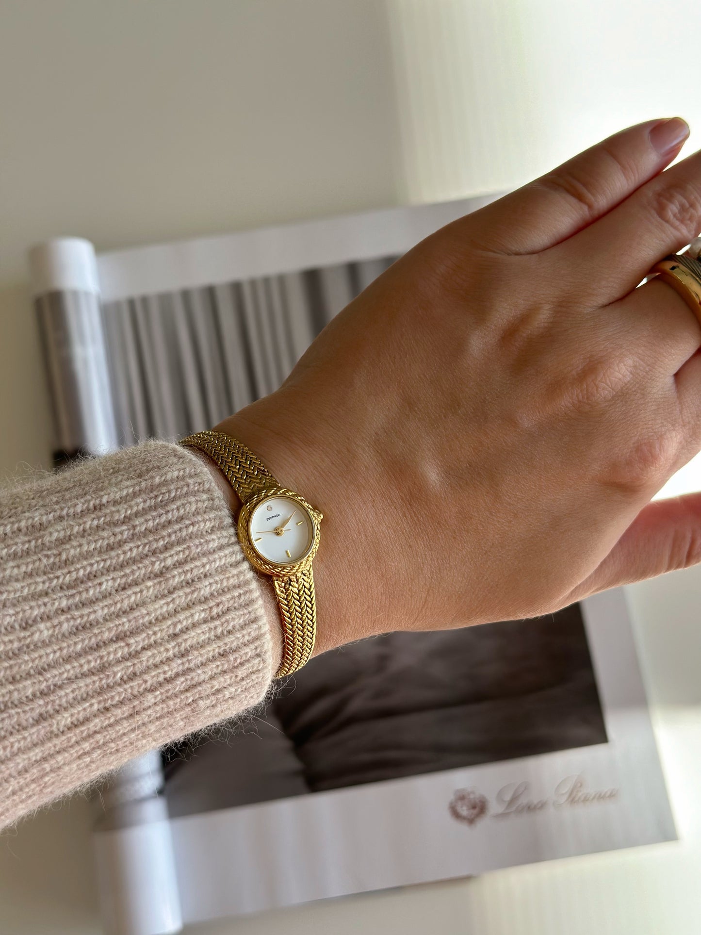 Lovely vintage gold-tone watch Sekonda✨