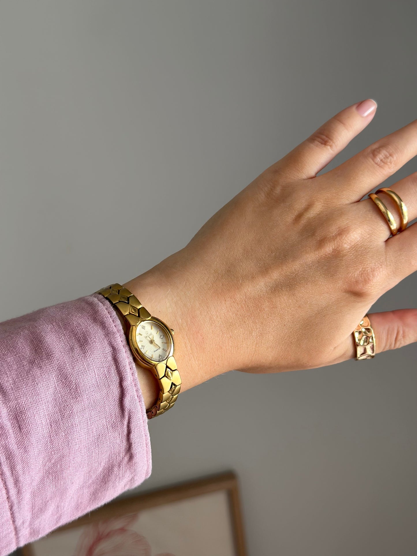 Elegant vintage classic '90s watch Swistar