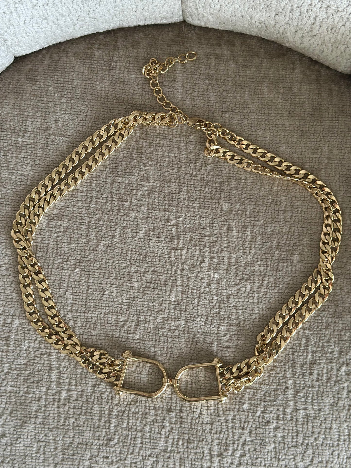 Amazing vintage gold-tone chain belt