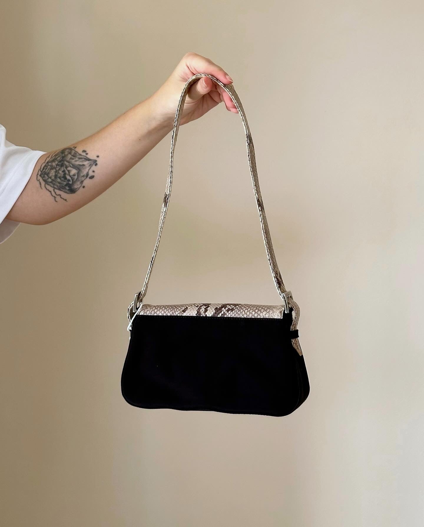 Beautiful authentic clutch bag by Kurt Geiger (made in Italy)
