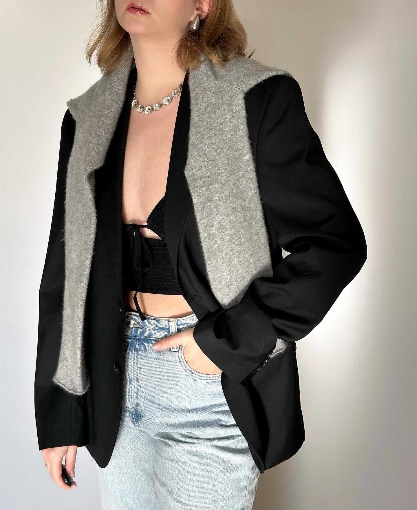 Vintage men's 100% wool black blazer