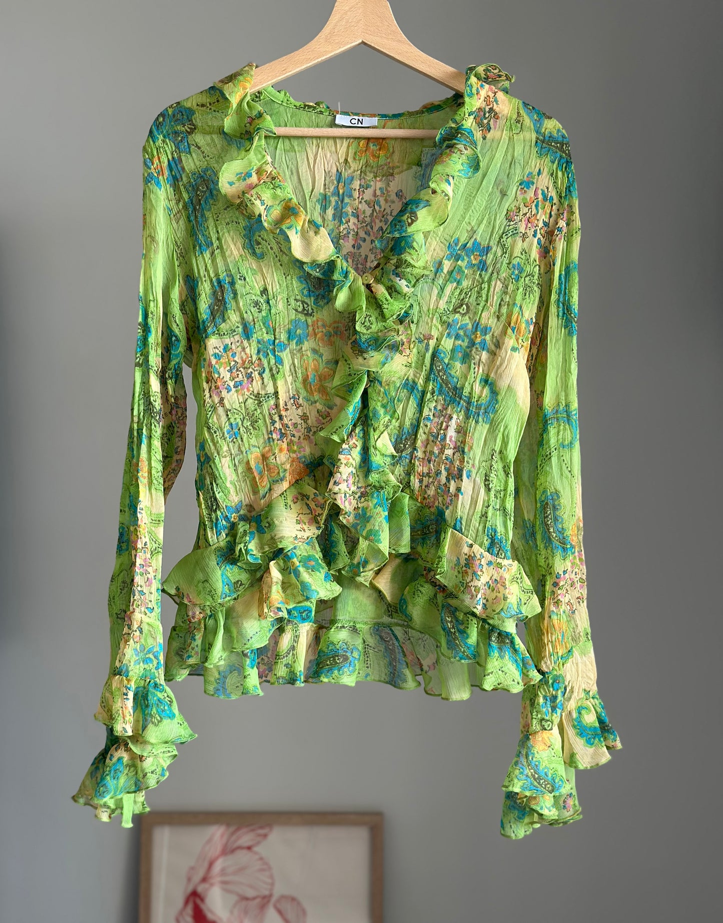 Vintage Y2K romantic blouse in semi-sheer fabric
