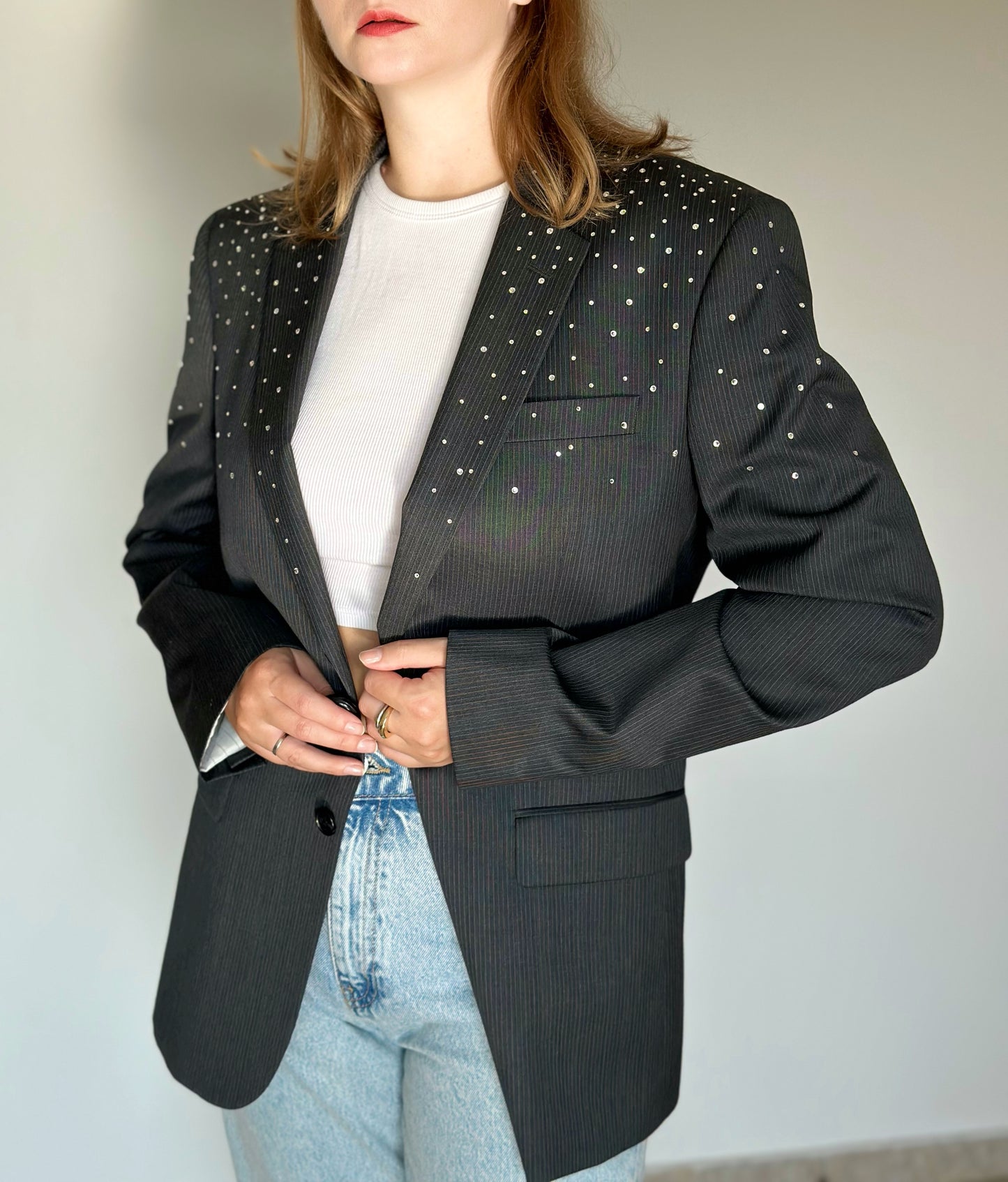 Vintage blazer with rhinestones ✨