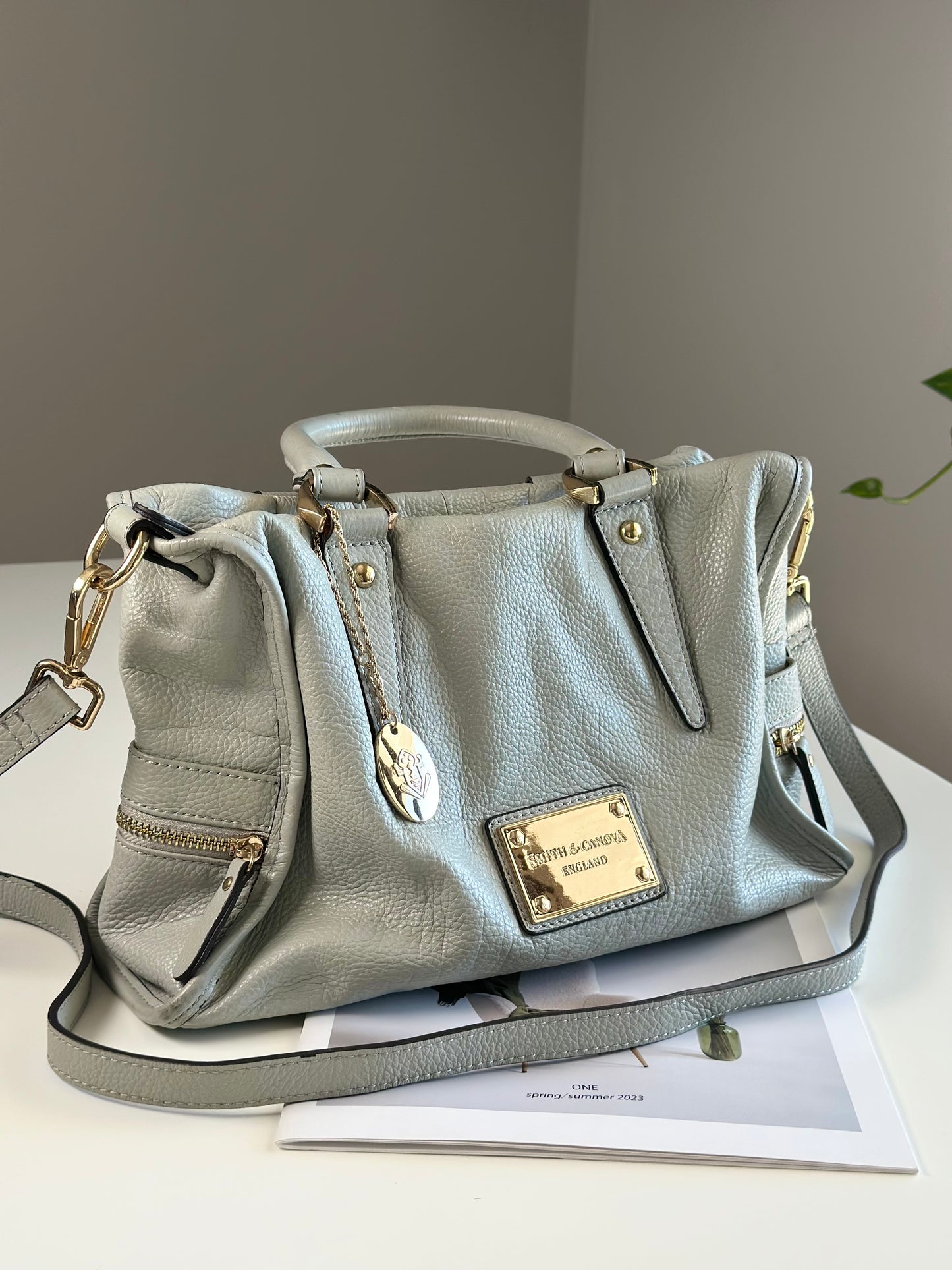 Elegant grey leather handbag from Smith & Canova (England)