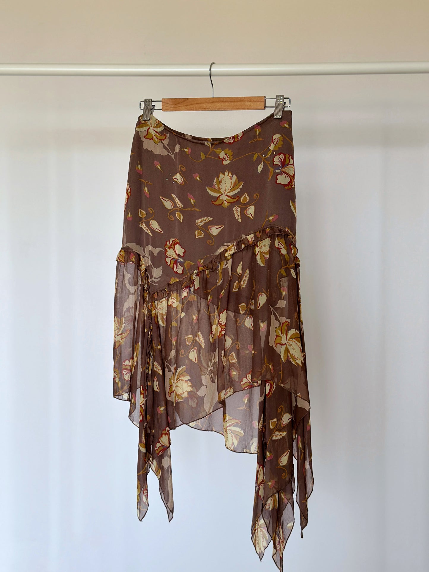 Stunning vintage silk skirt 💔