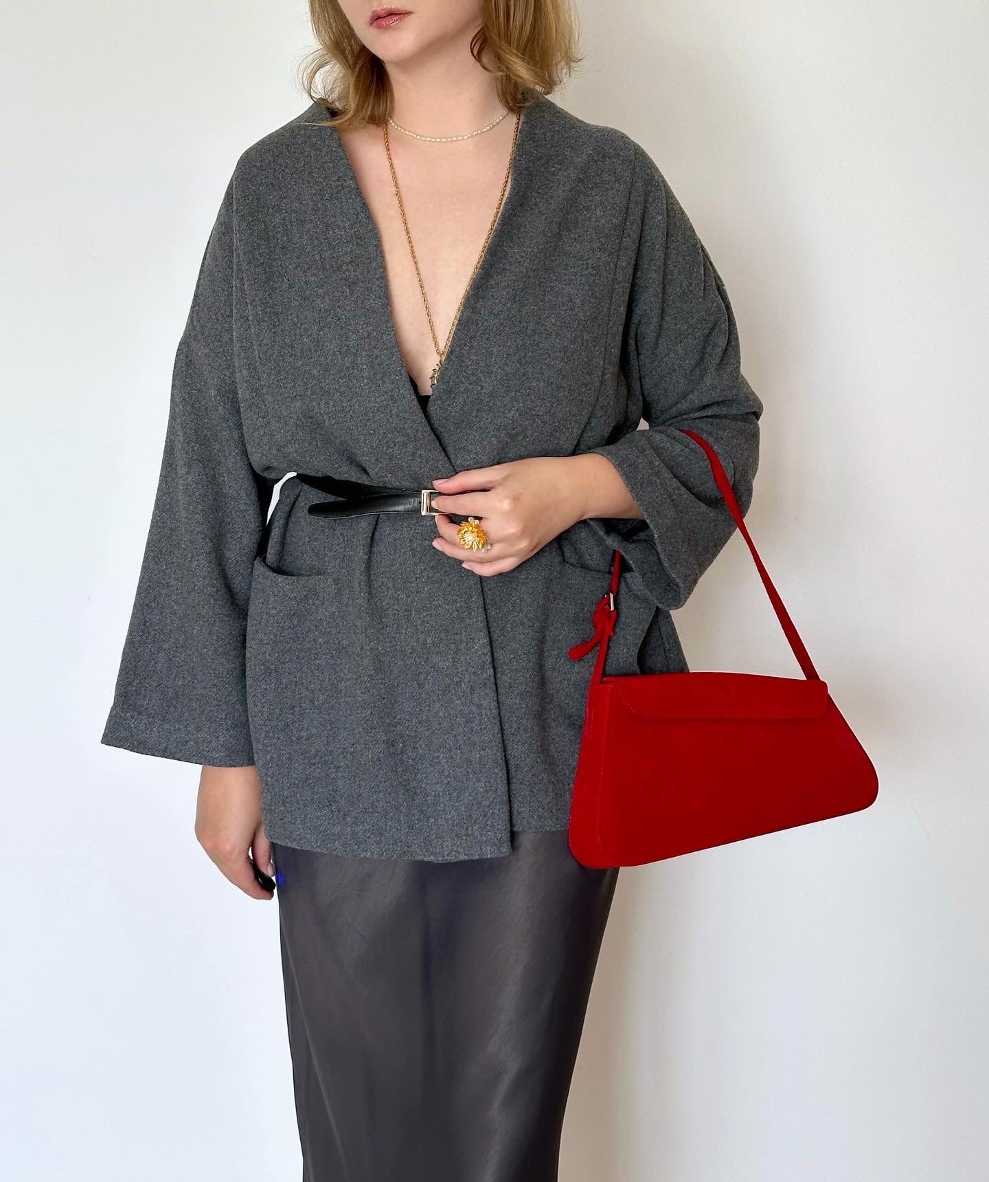 Beautiful vintage kimono style cardigan with wide sleeves