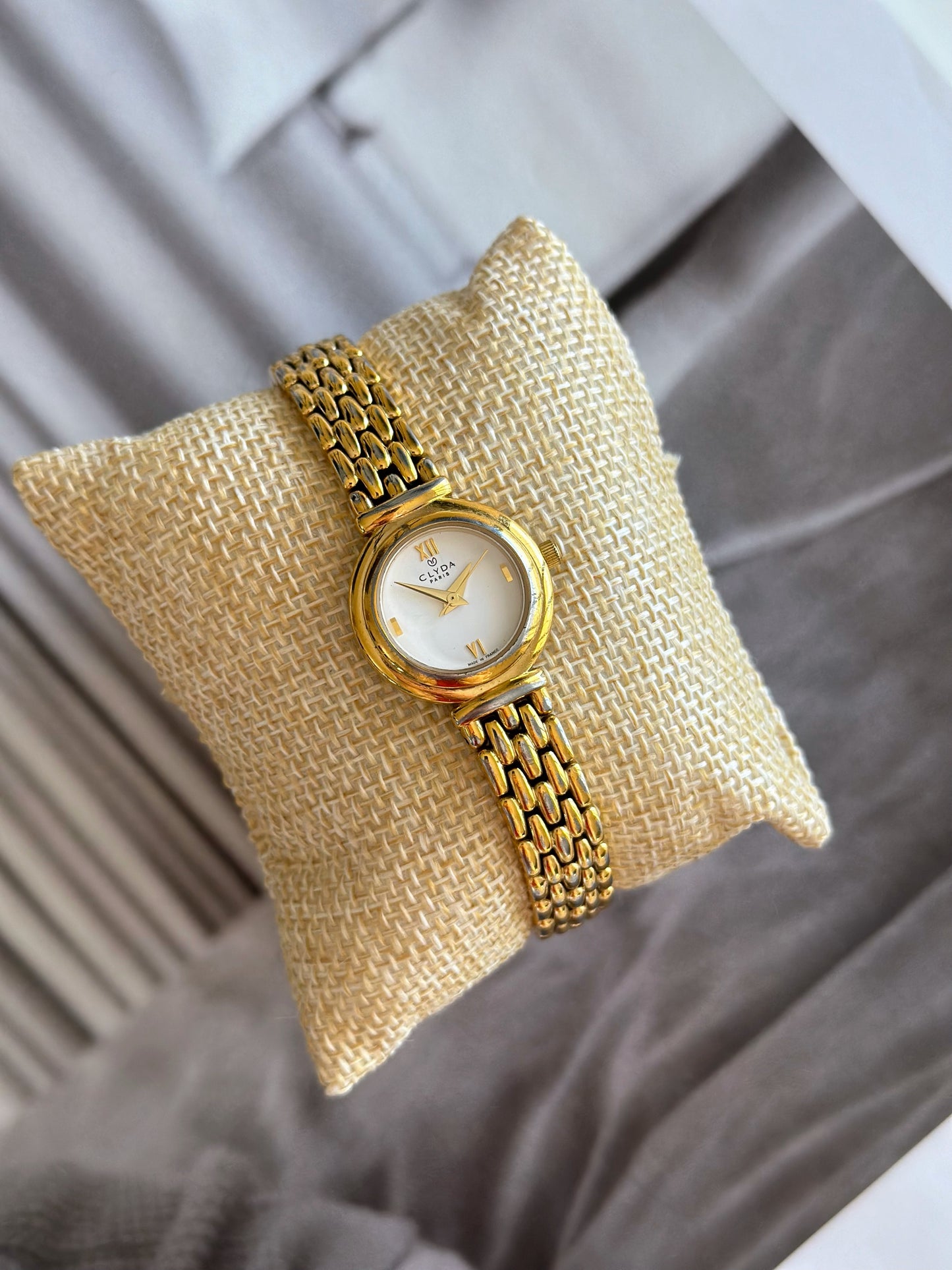 Beautiful vintage gold-tone watch Clyda (French brand) ✨