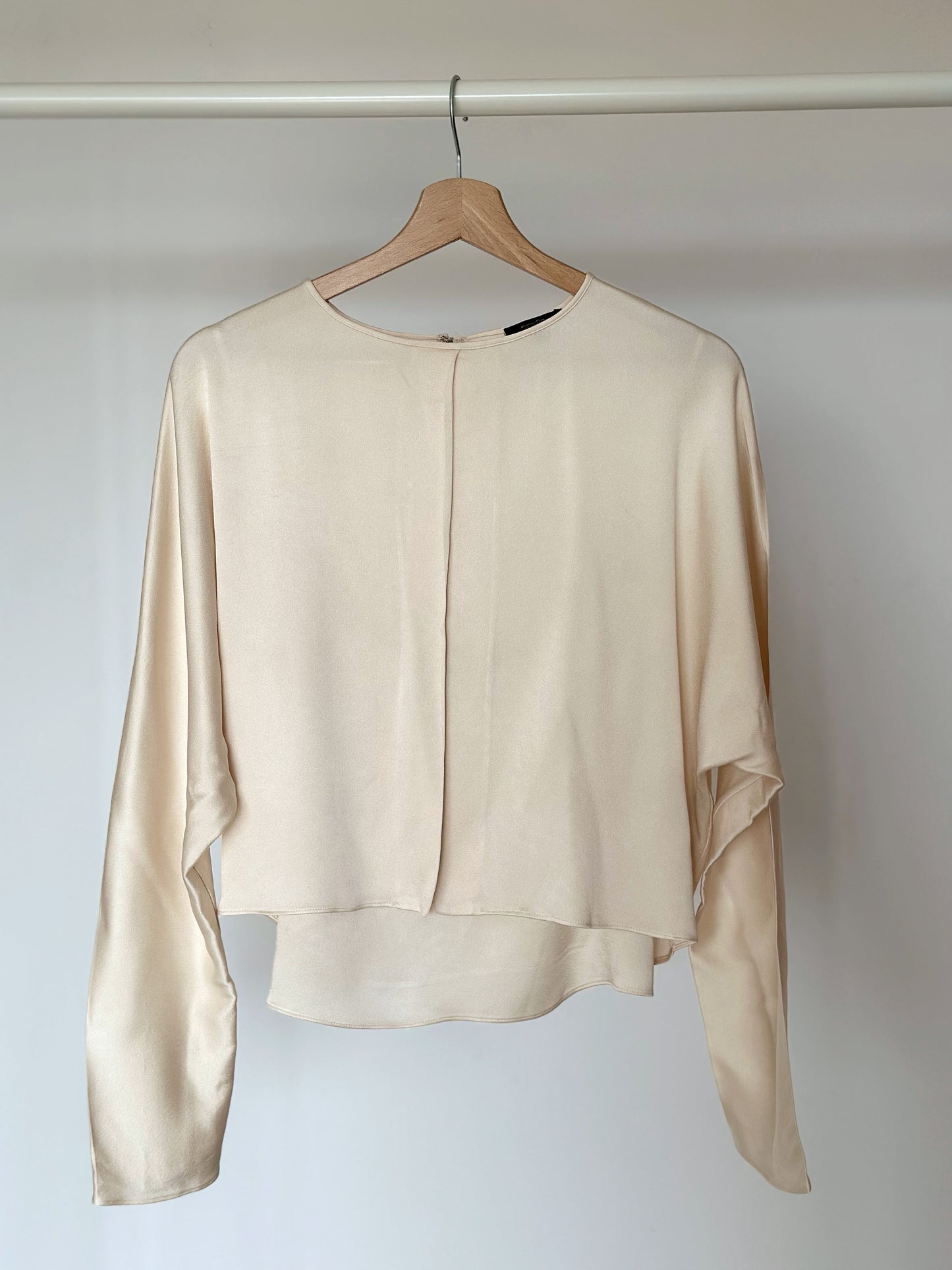 Beautiful satin double blouse Massimo Dutti