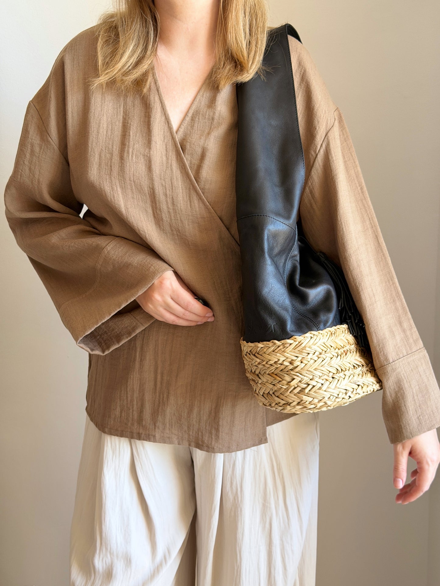 Vintage leather/straw bag