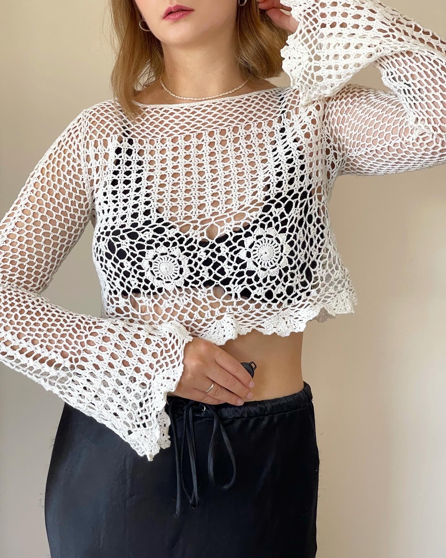 Lovely crochet crop top in an off-white color