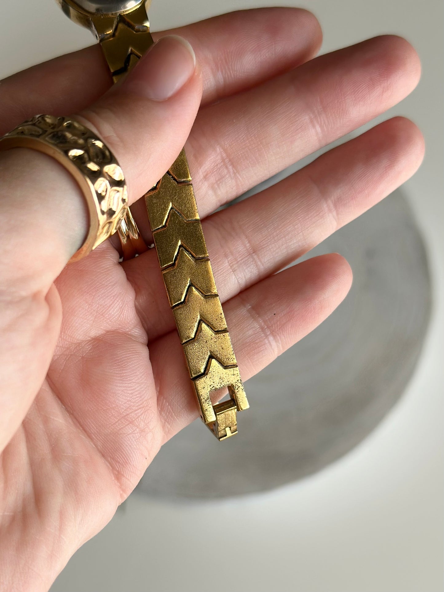 Elegant vintage classic '90s watch Swistar