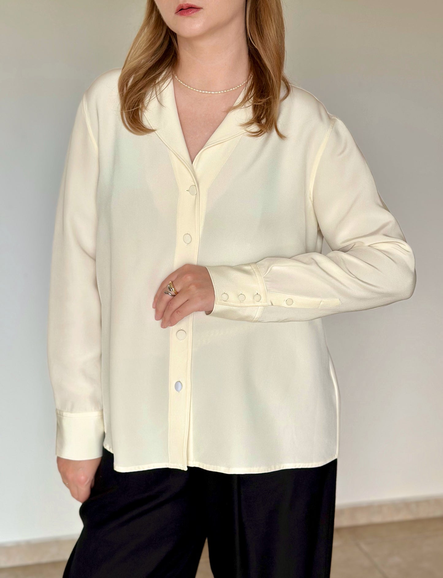 Luxurious 100% silk ivory blouse by Suistudio