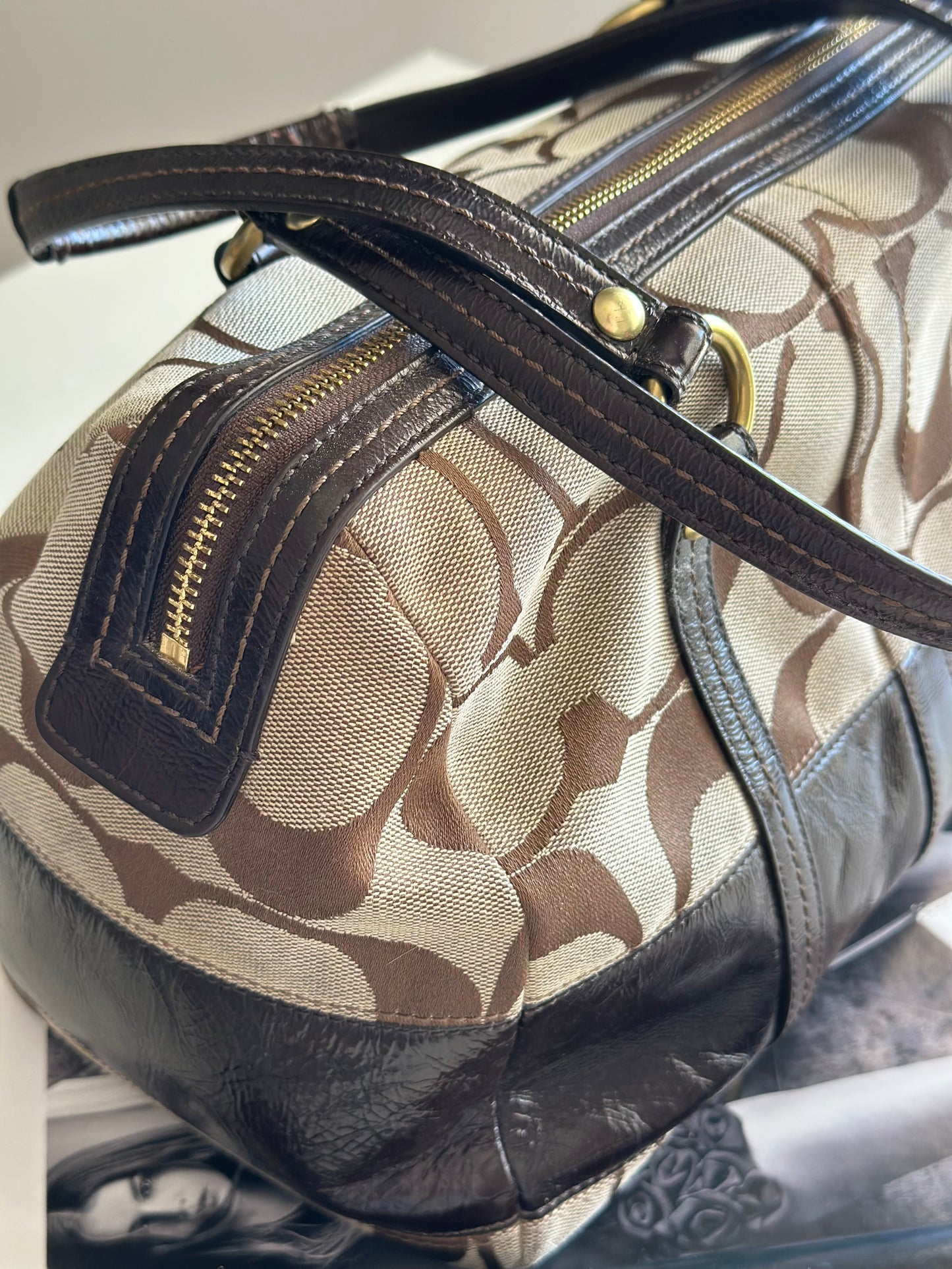 Beautiful authentic vintage bag Coach