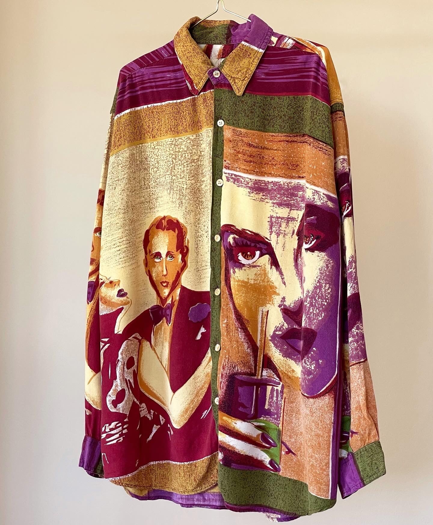 Vintage viscose shirt with extraordinary print