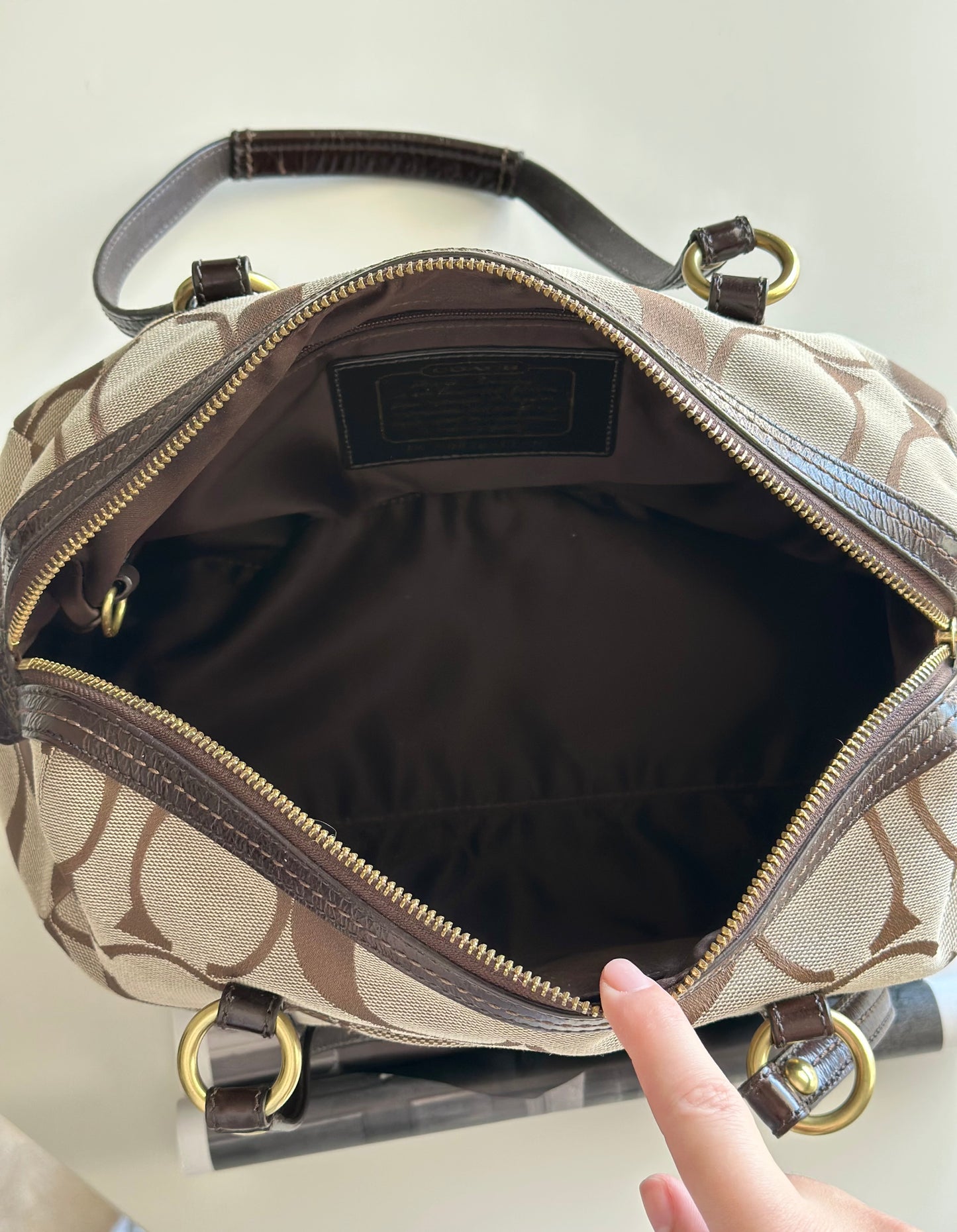 Beautiful authentic vintage bag Coach