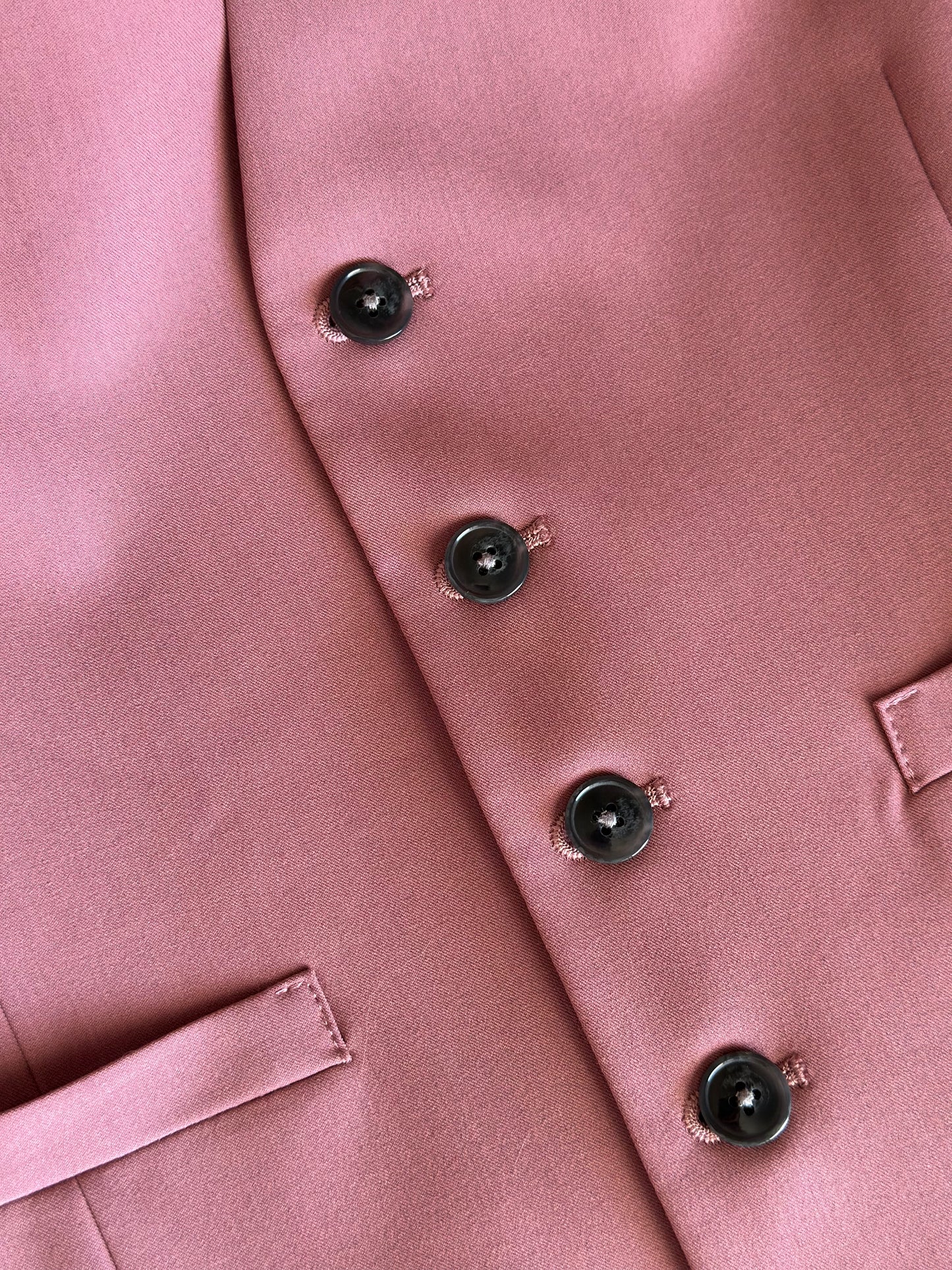 Men's vest in a beautiful dusty pink color