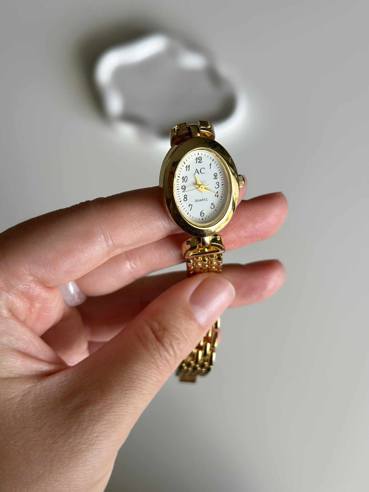 A delicate and timeless vintage watch AC