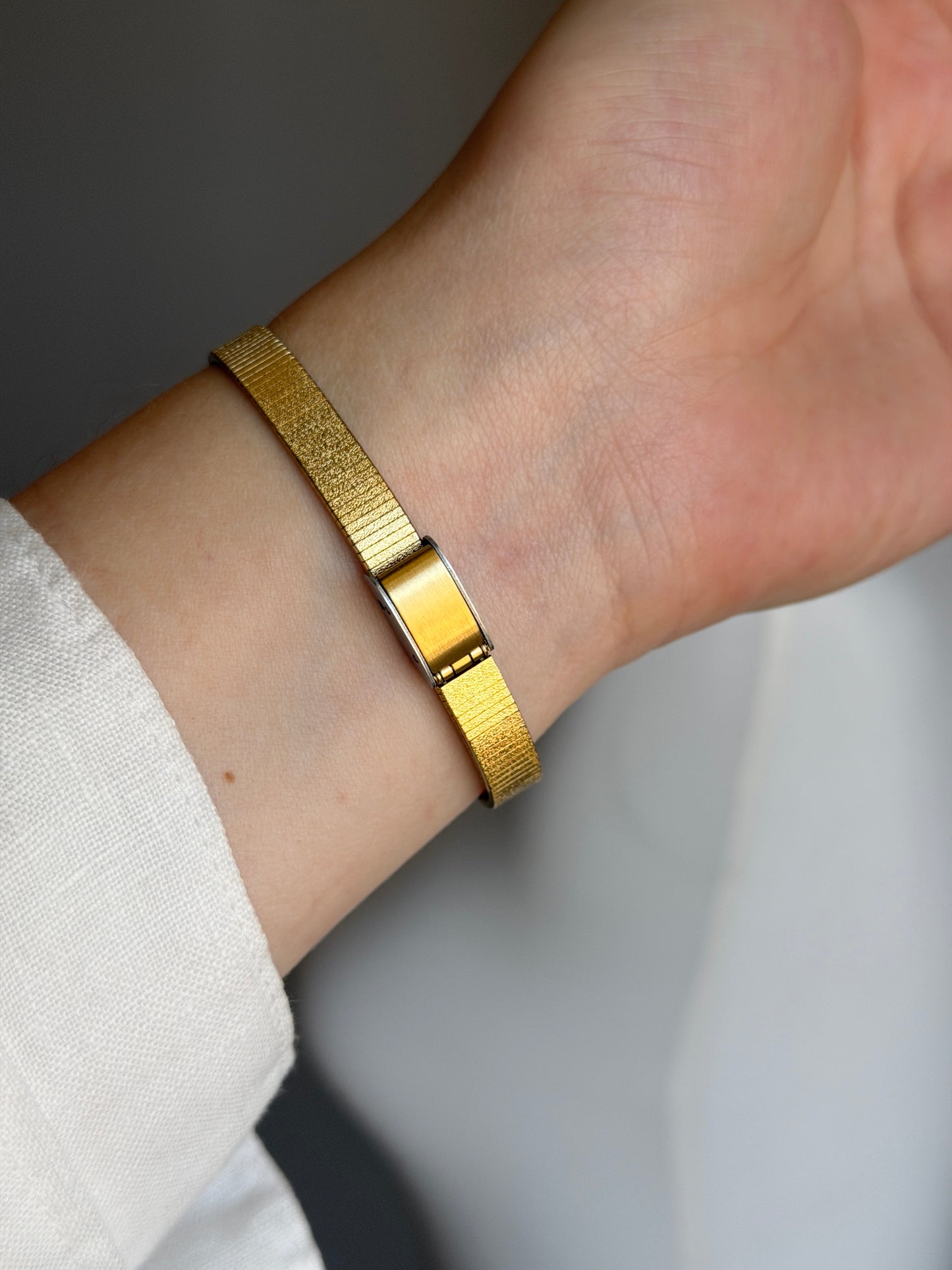 Vintage gold-tone watch Lorus