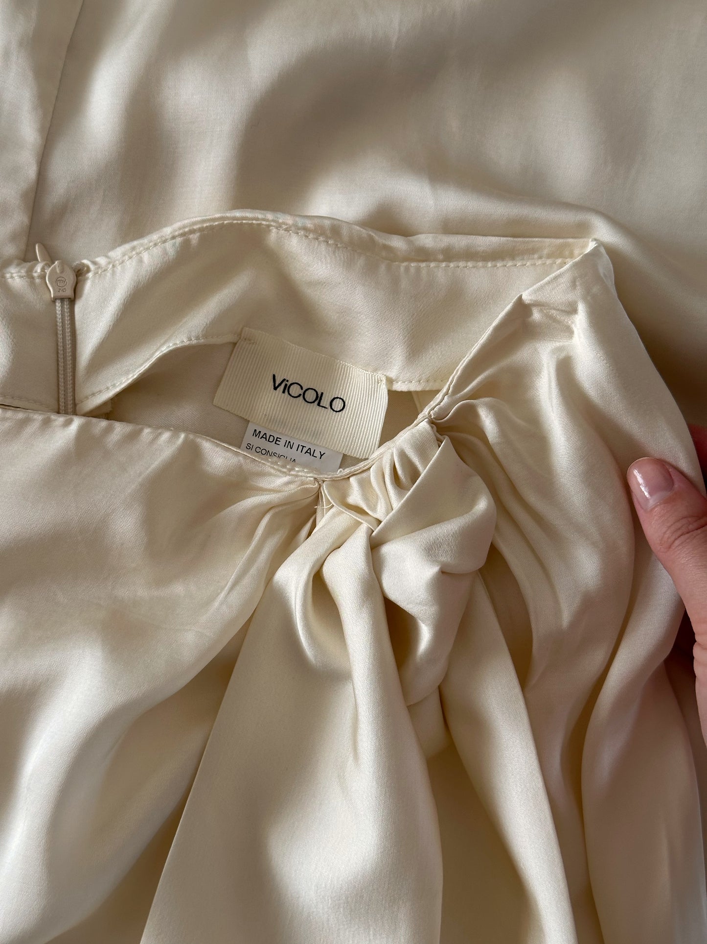 Incredible midi satin skirt Vicolo
