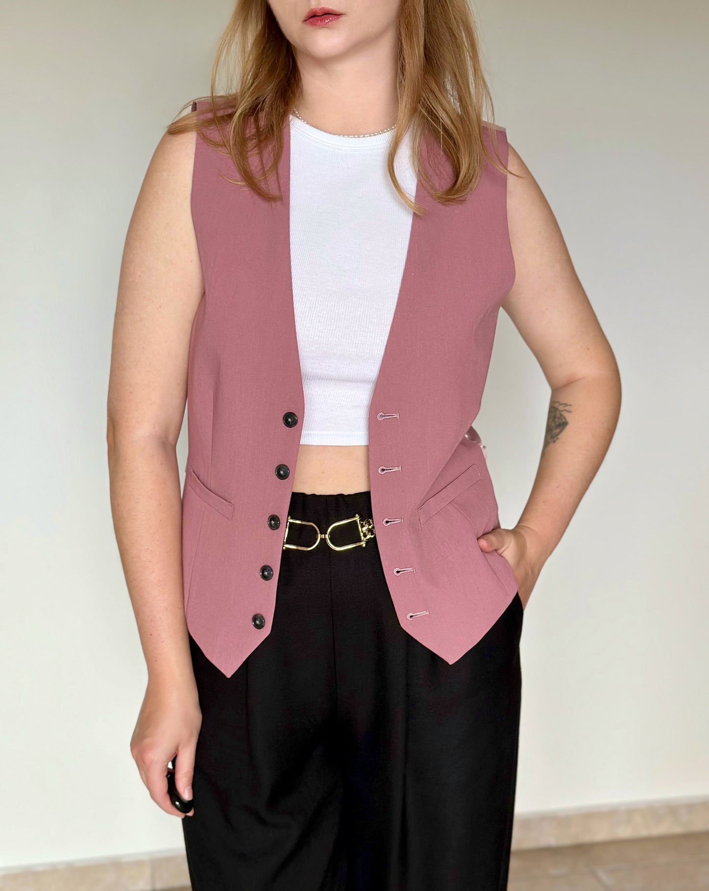 Men's vest in a beautiful dusty pink color