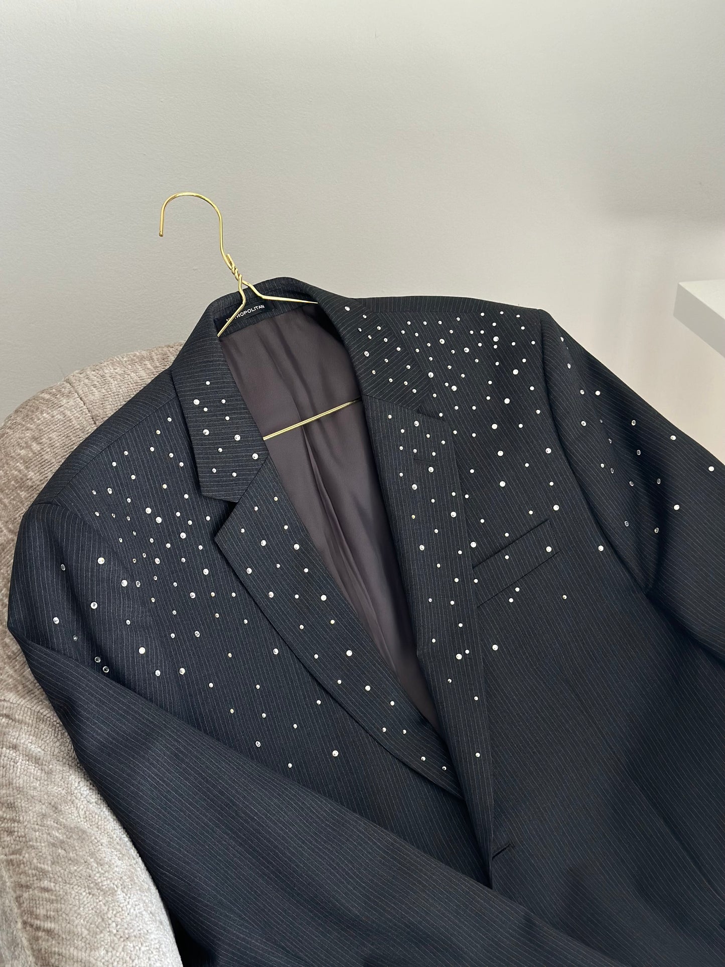 Vintage blazer with rhinestones ✨