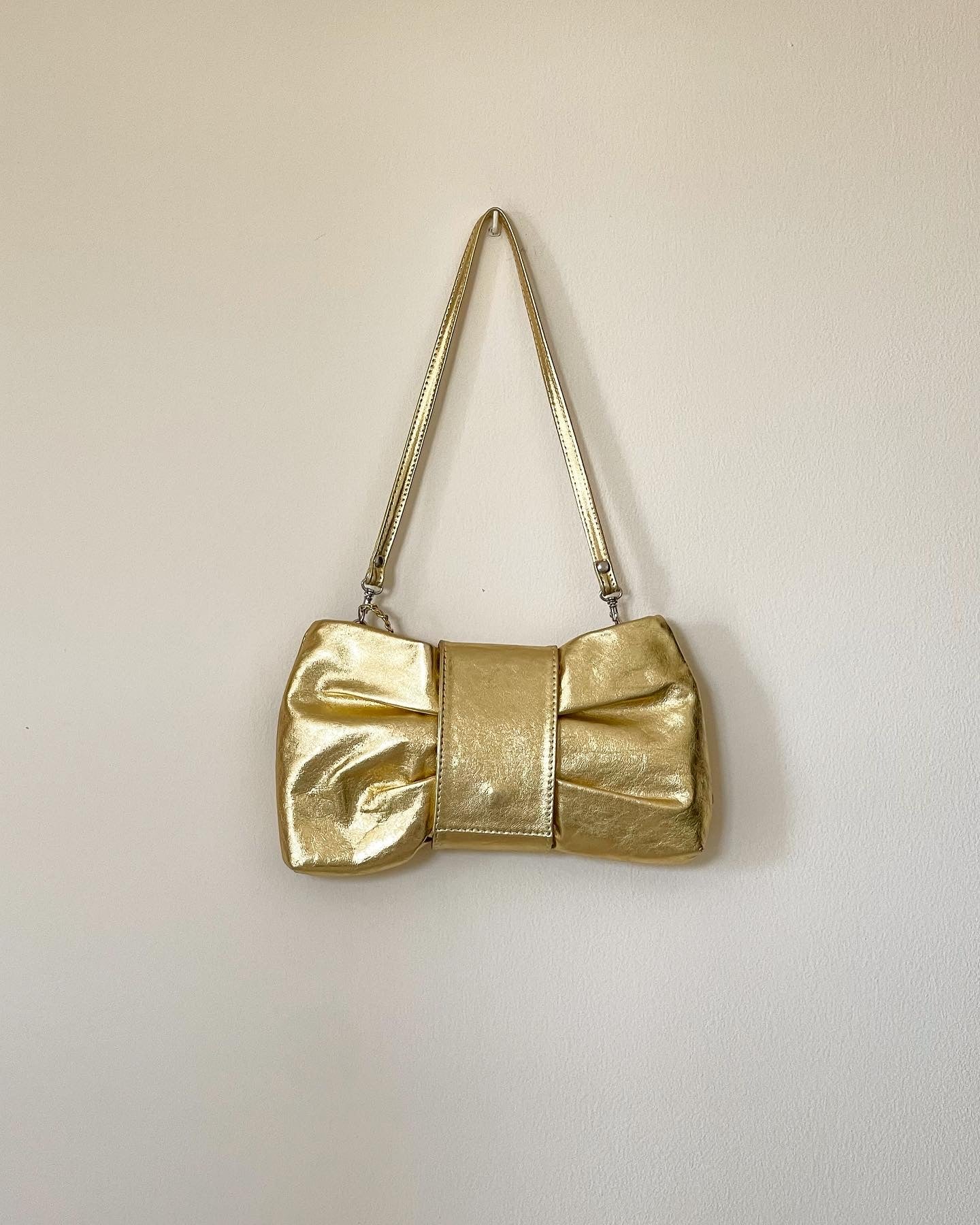 Amazing vintage leather bag in a gold tone Capica (Italian brand)